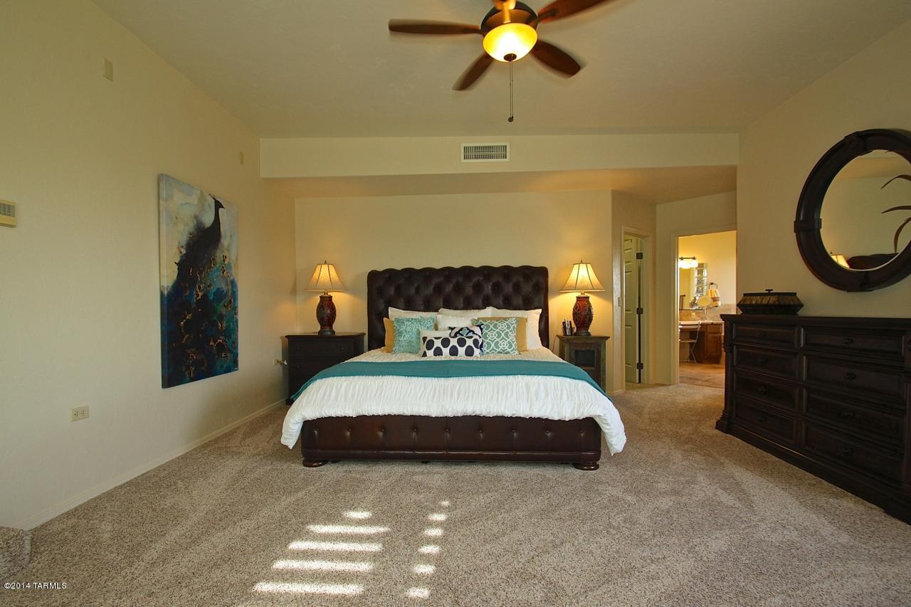 6420 N Regal Manor