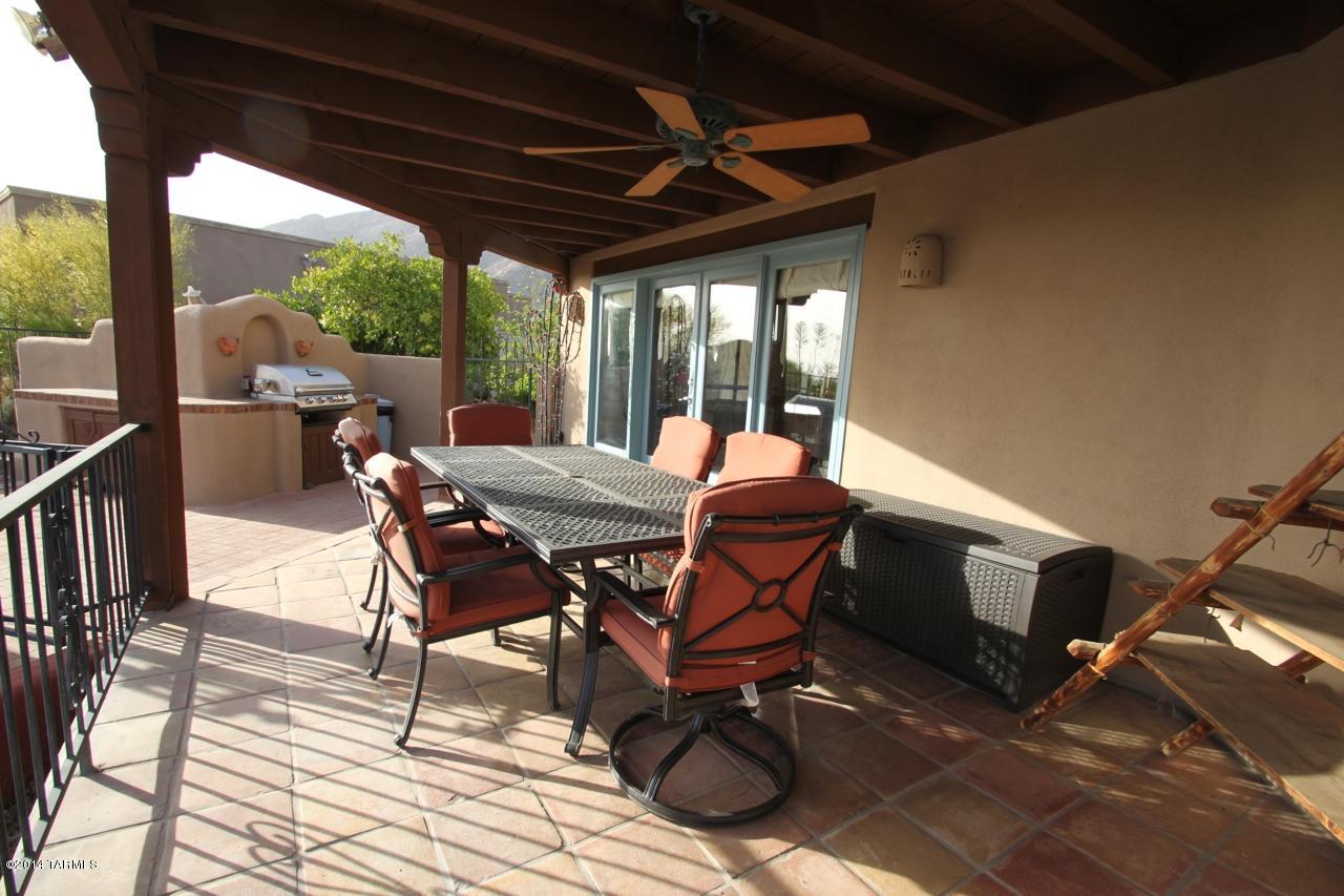 6420 N Regal Manor