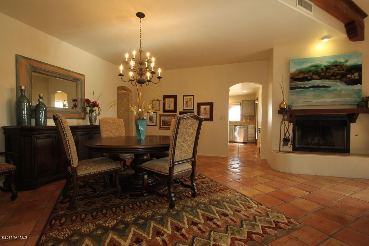 6420 N Regal Manor