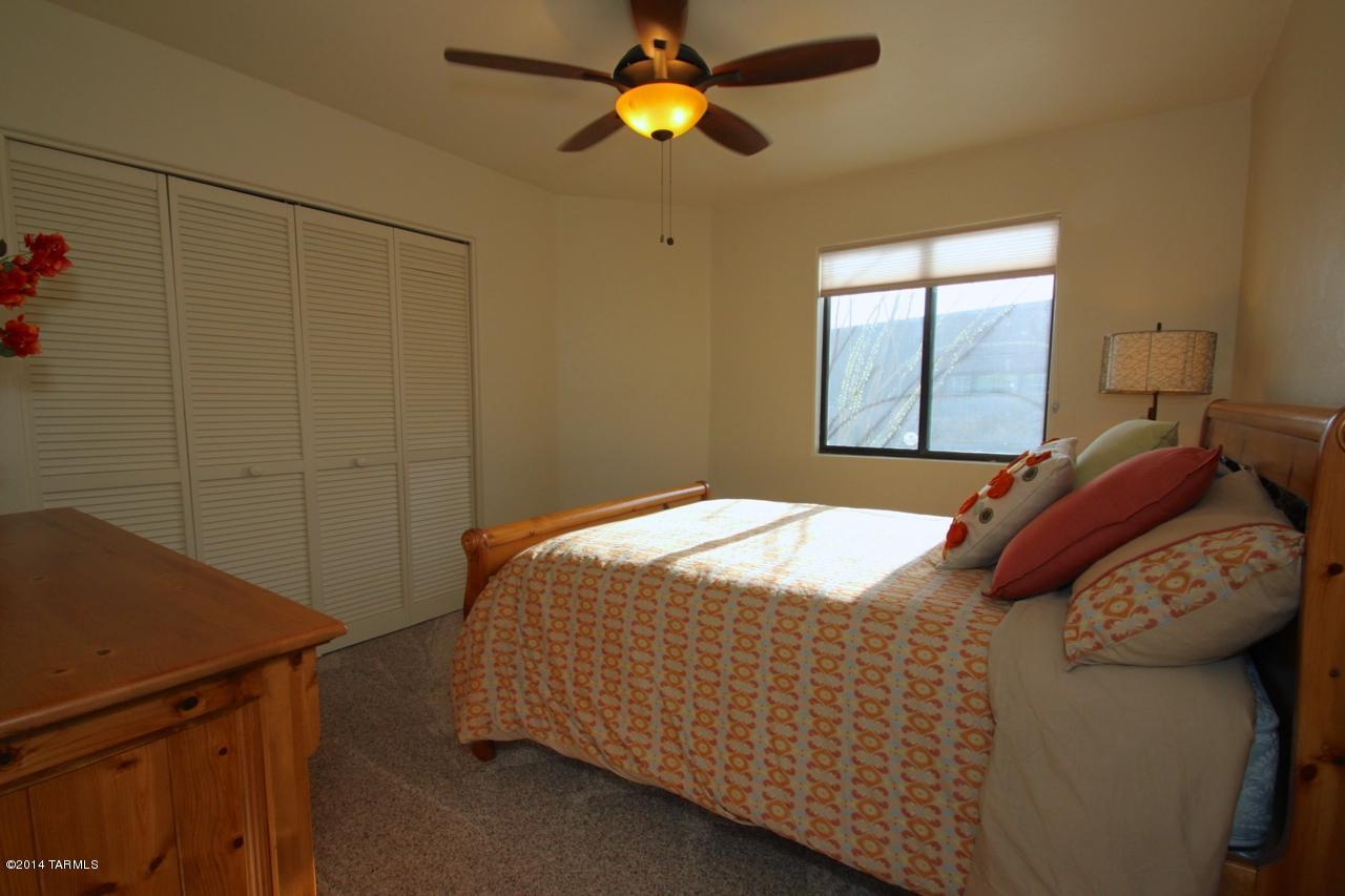 6420 N Regal Manor
