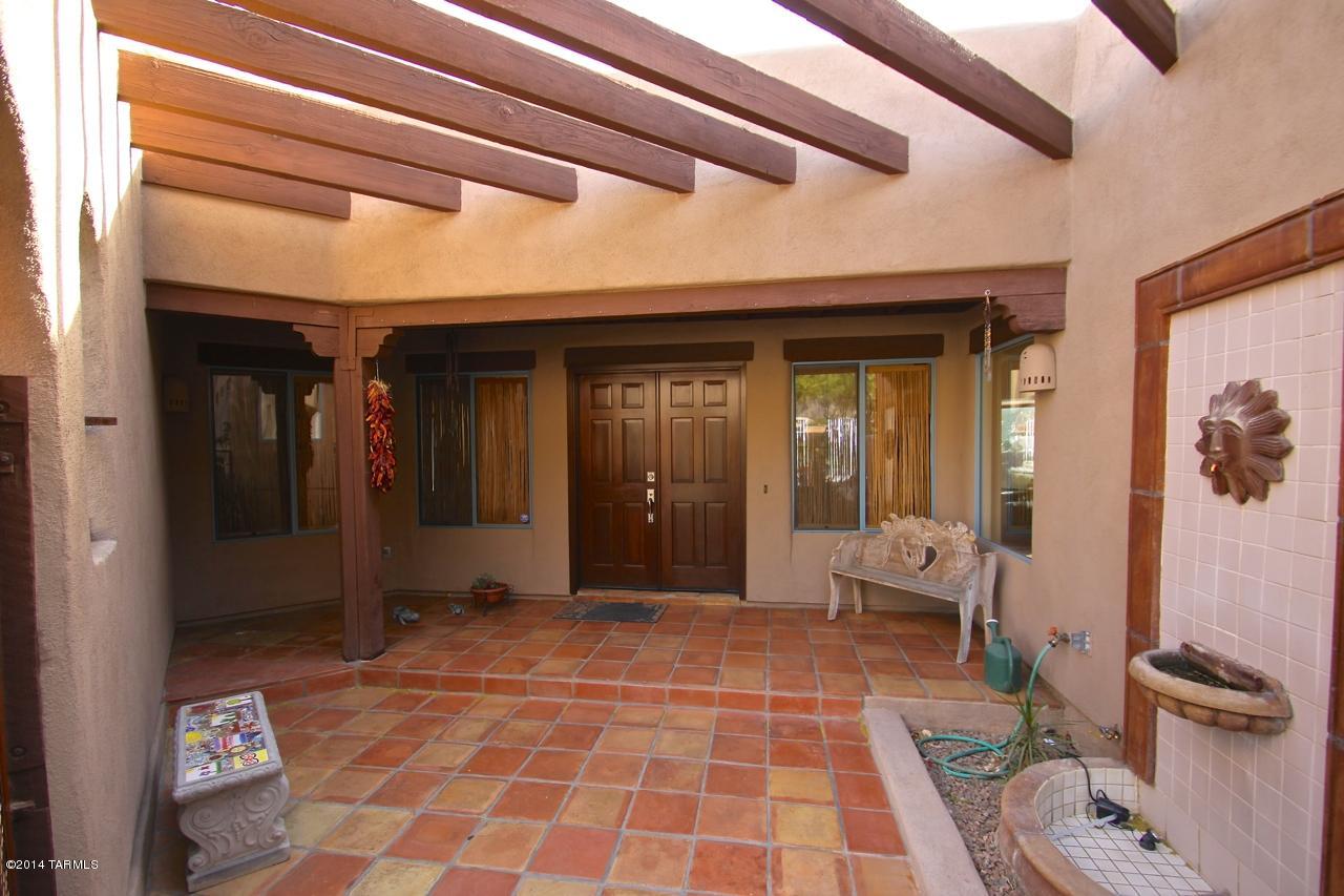 6420 N Regal Manor