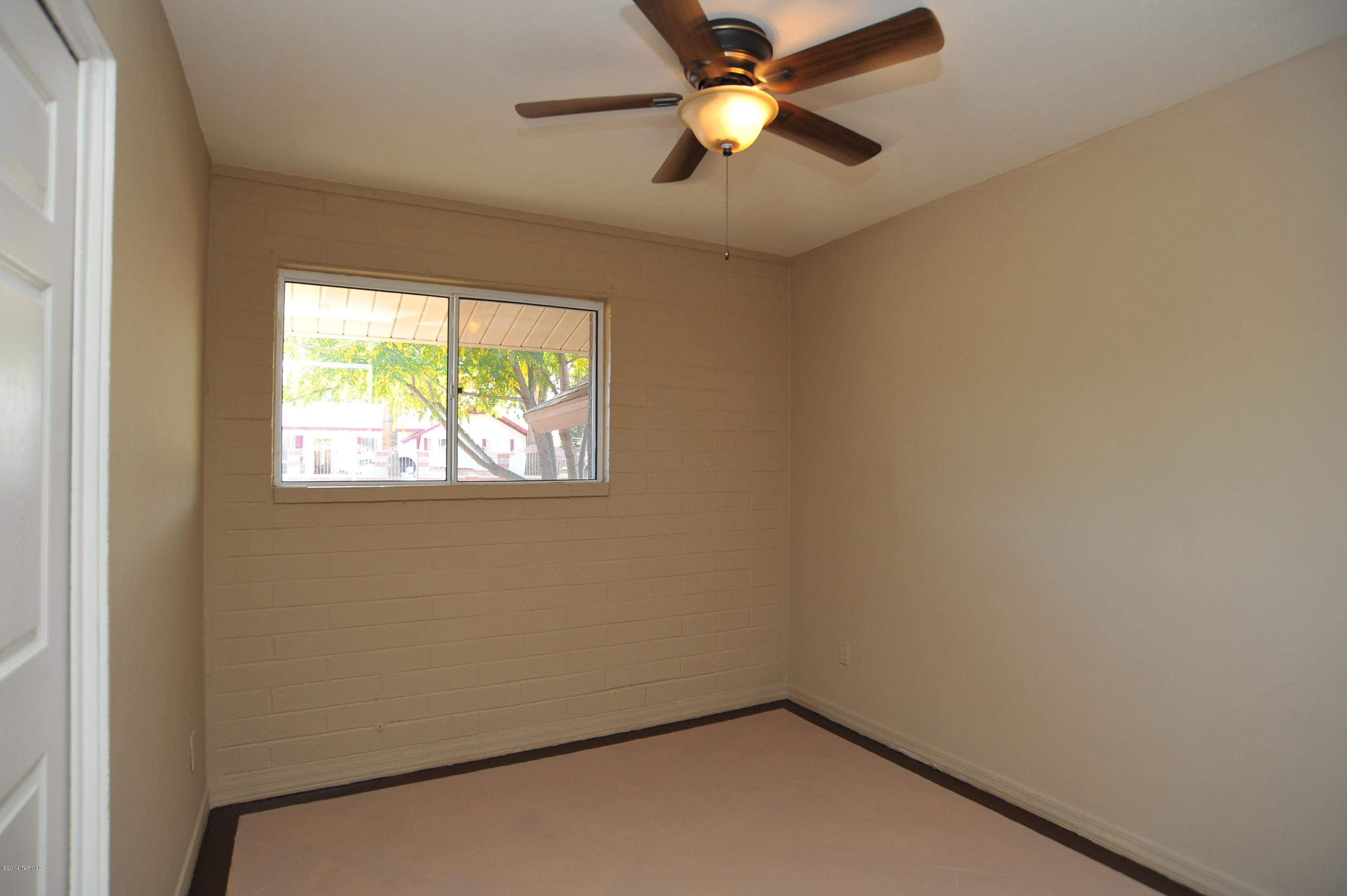 6125 E Calle Silvosa E