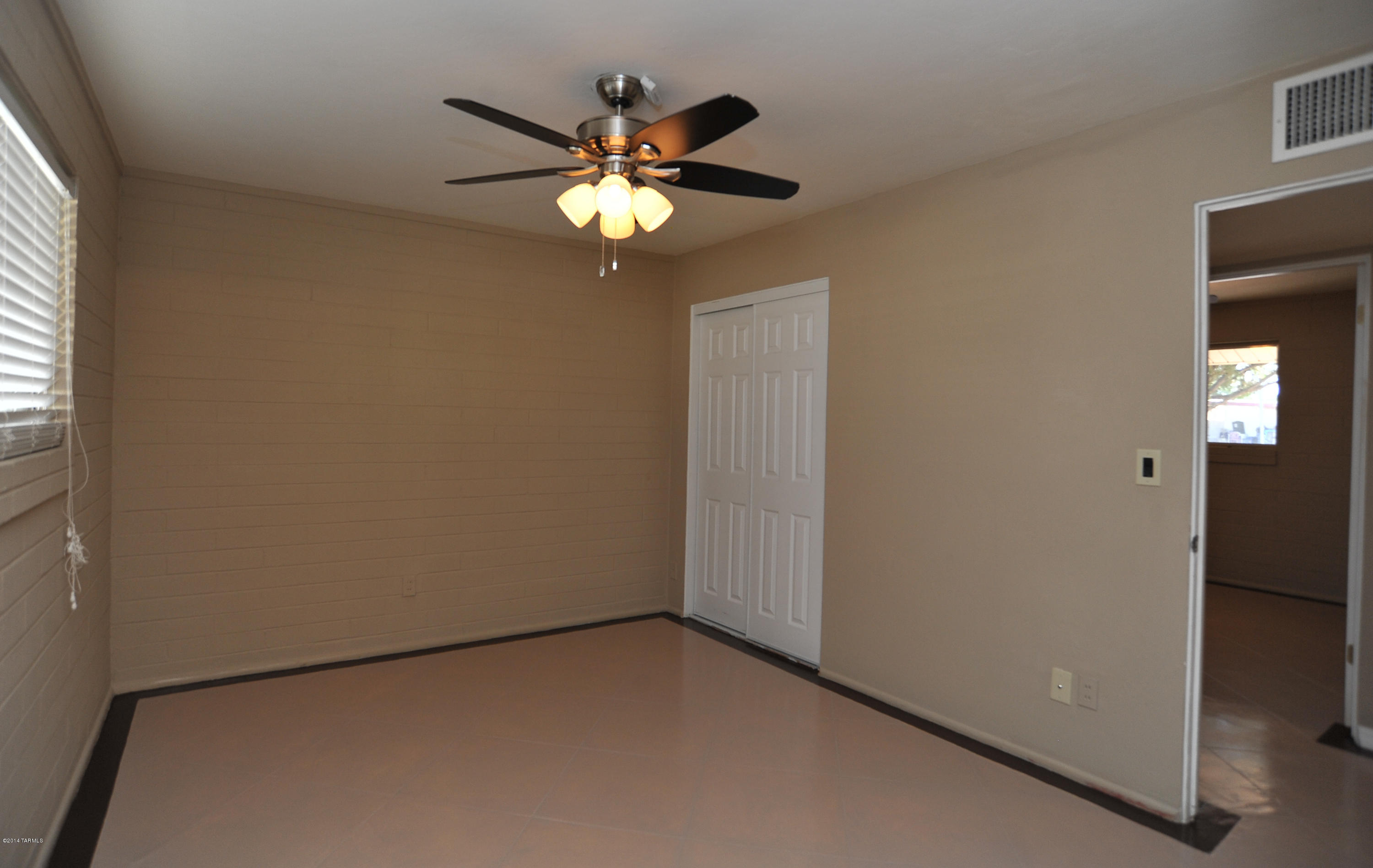 6125 E Calle Silvosa E