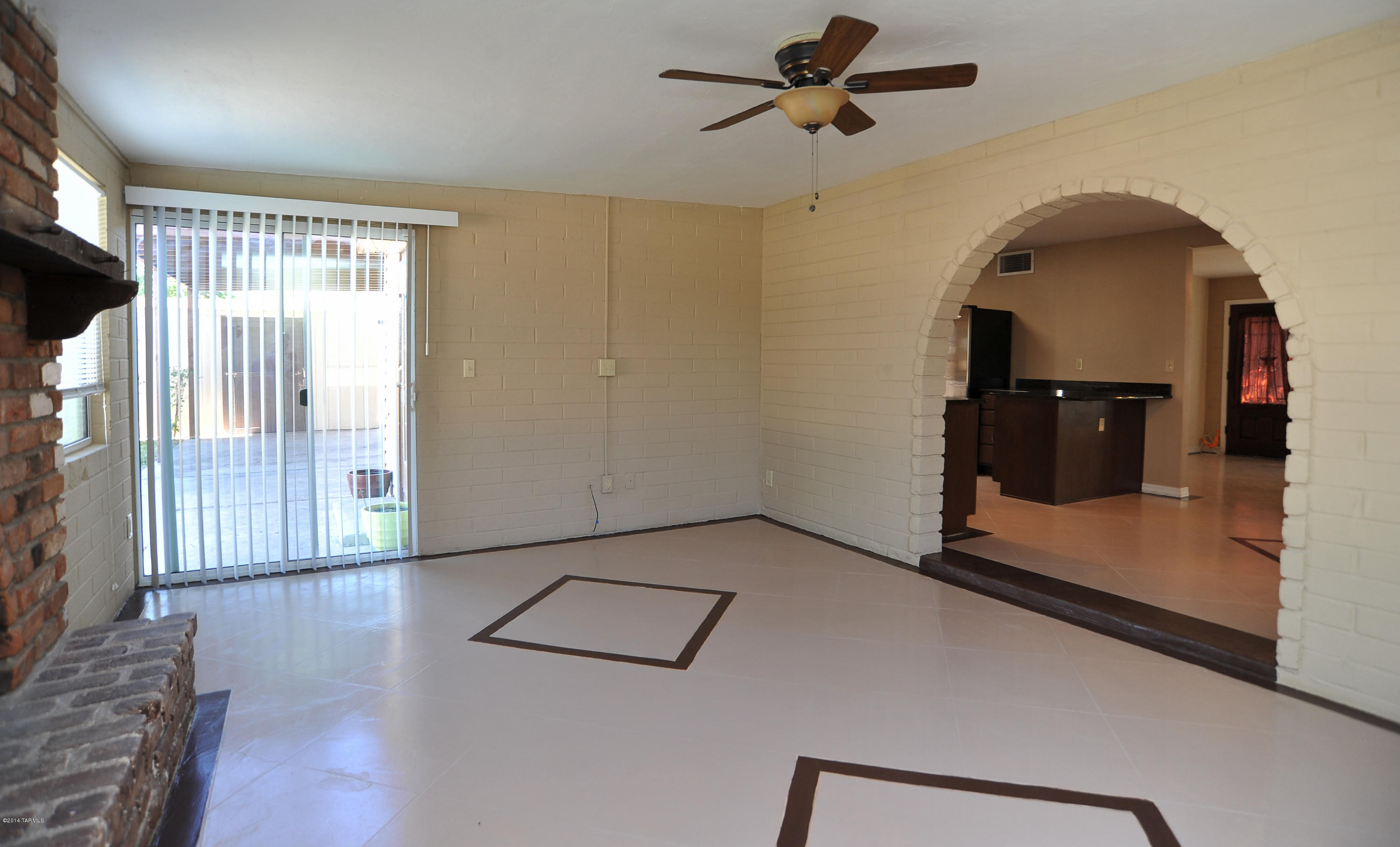 6125 E Calle Silvosa E