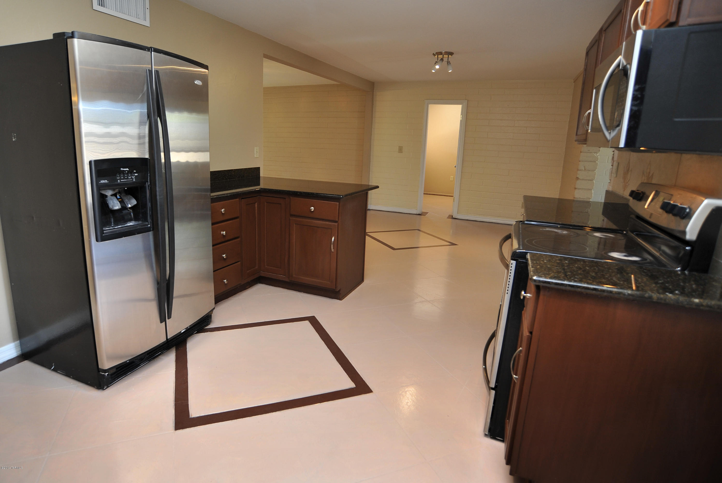 6125 E Calle Silvosa E