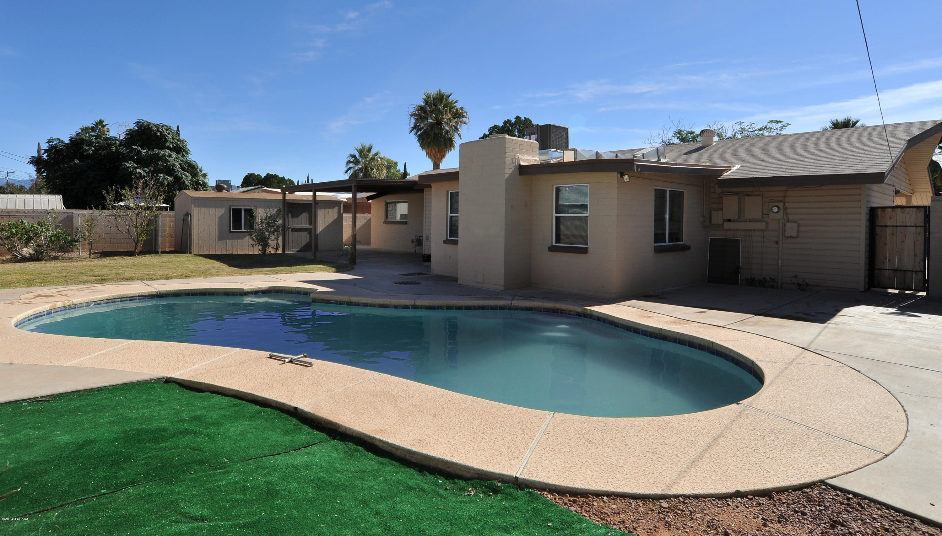6125 E Calle Silvosa E