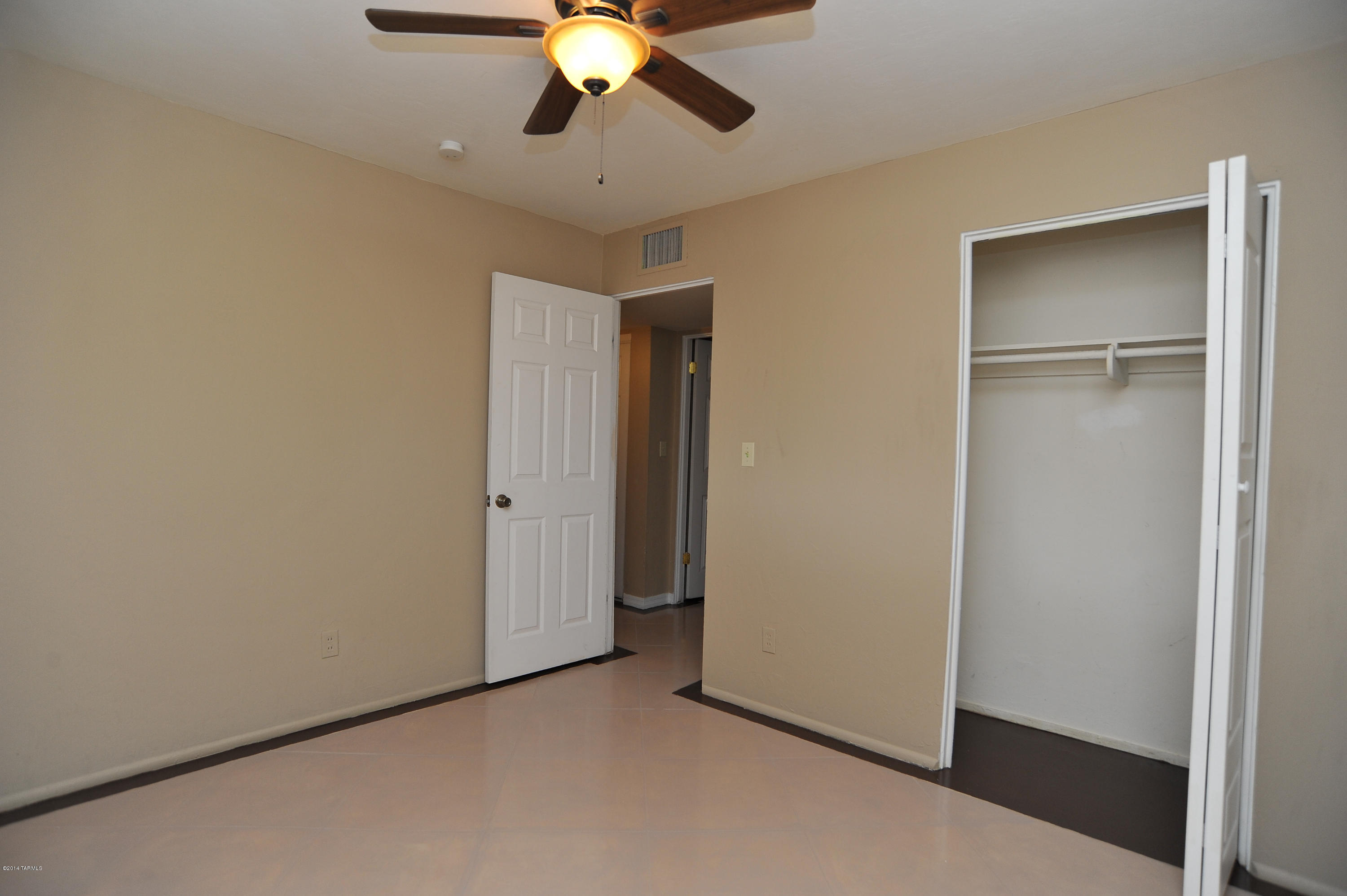 6125 E Calle Silvosa E