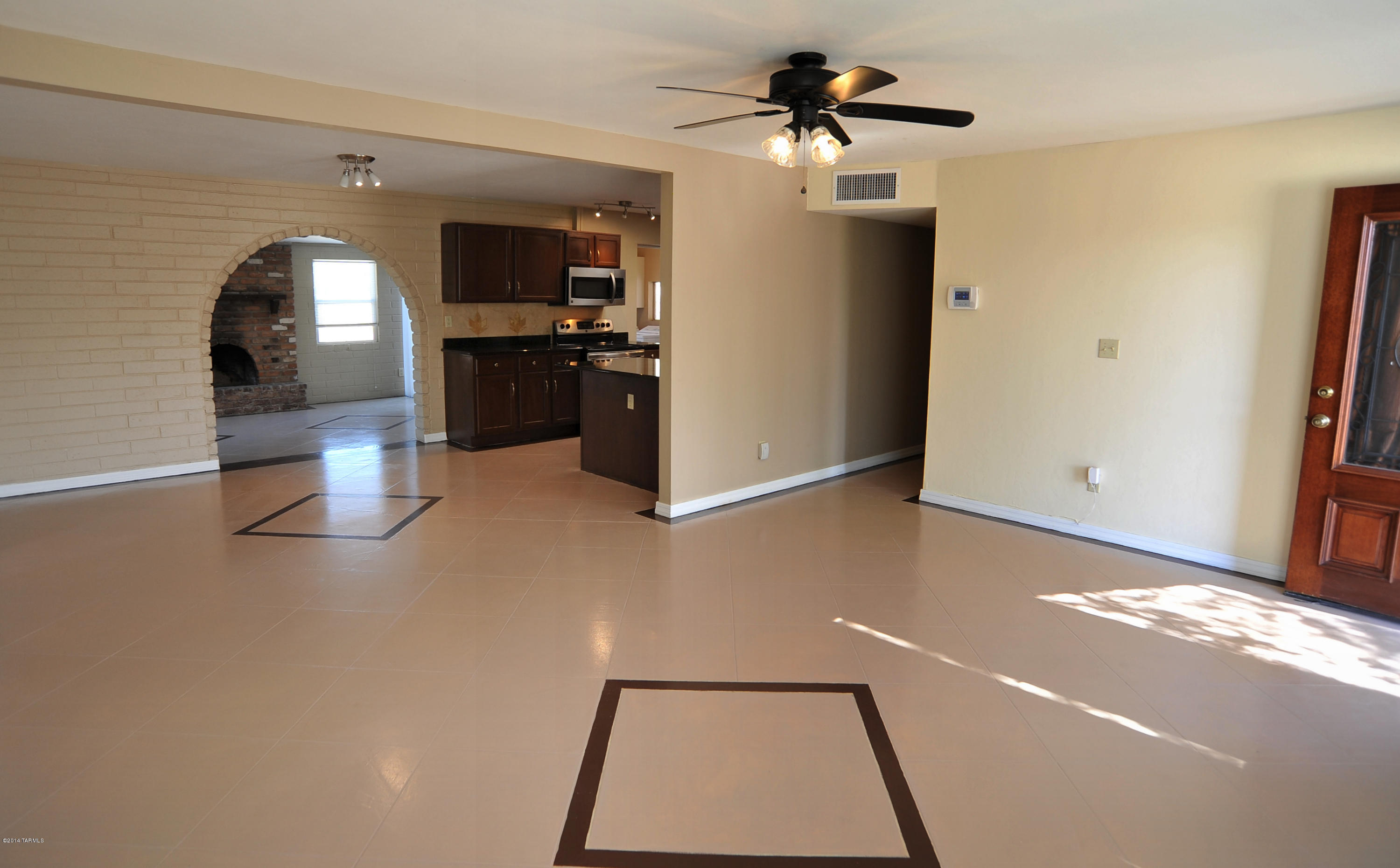 6125 E Calle Silvosa E