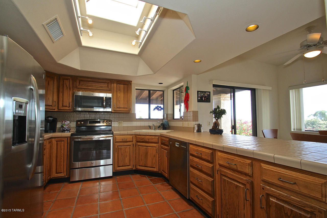 5799 N Via Amable