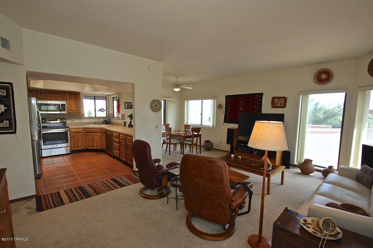 5799 N Via Amable
