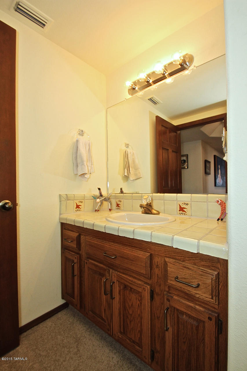5799 N Via Amable