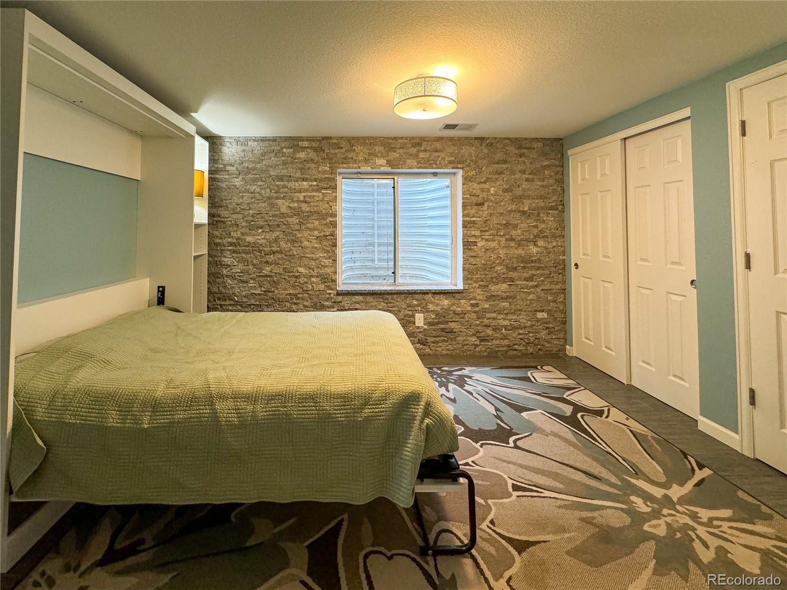 9125 Sugarstone Circle