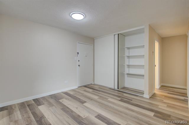 2231 S Vaughn Way Unit: 201B