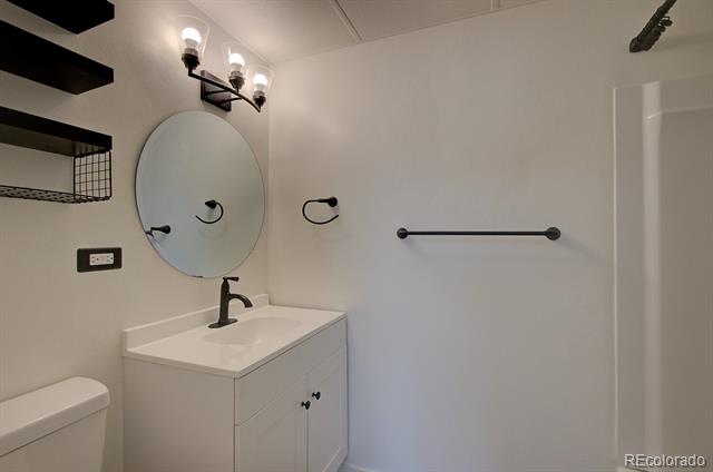 2231 S Vaughn Way Unit: 201B