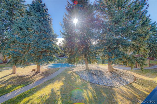2231 S Vaughn Way Unit: 201B