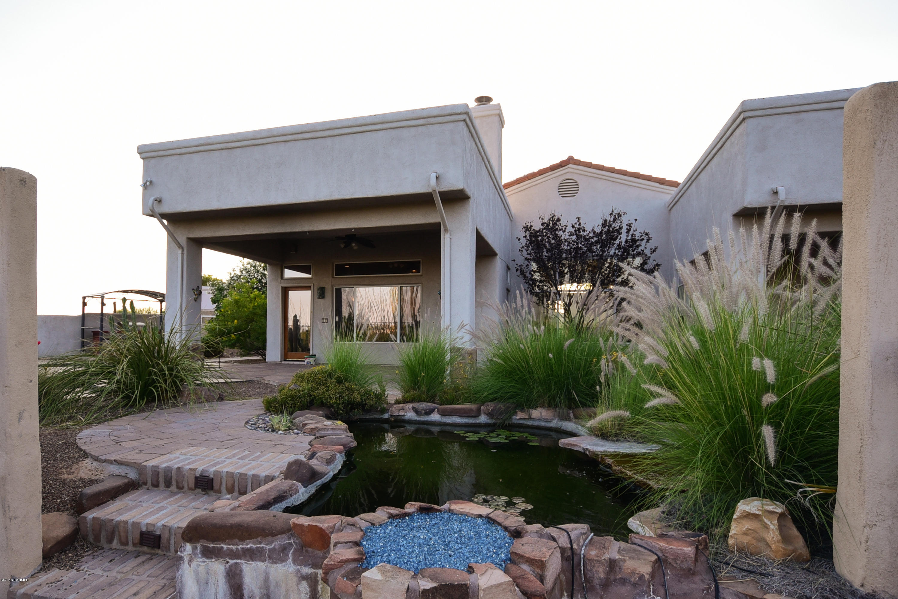 491 E Deers Rest Place