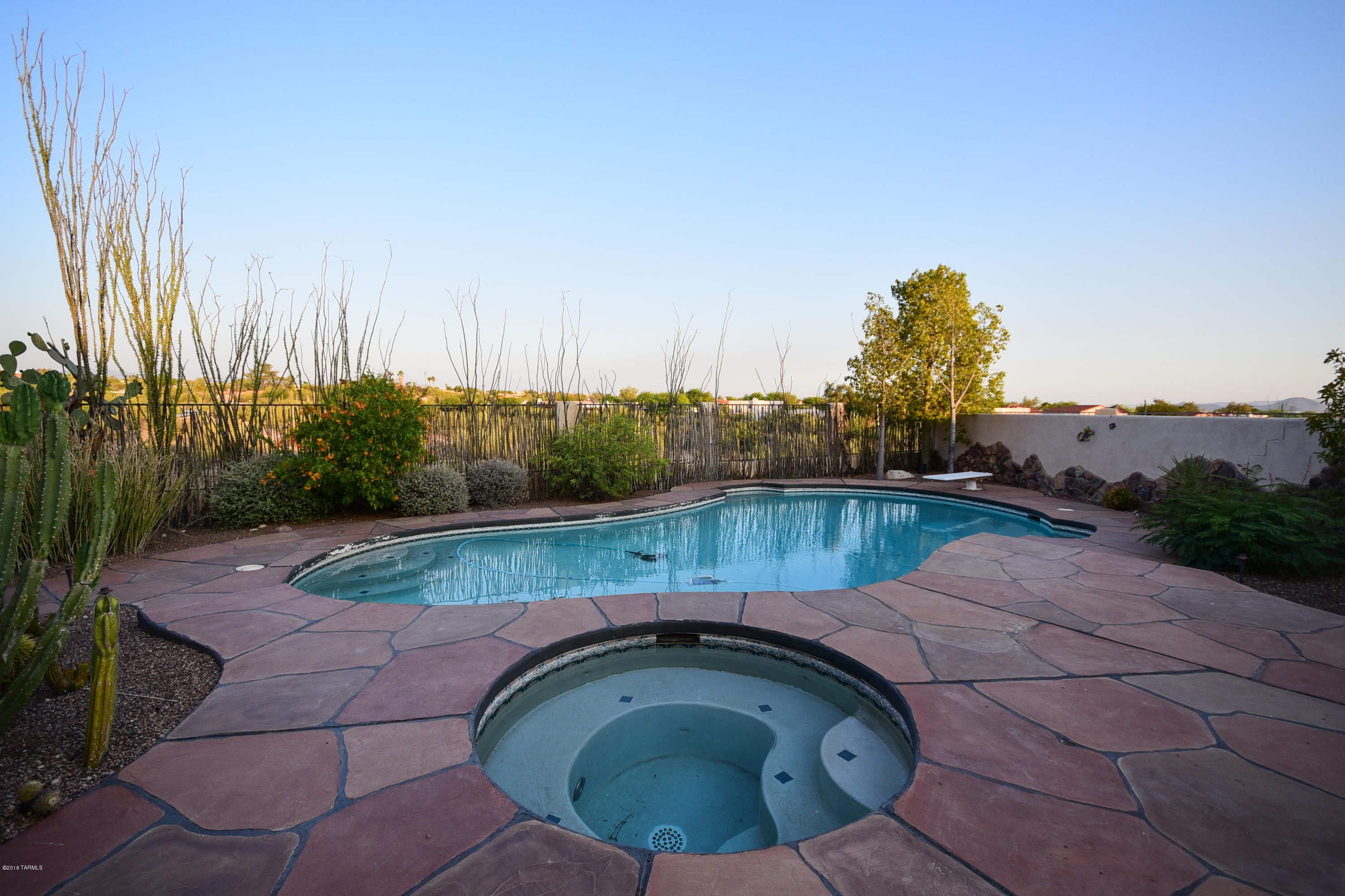 491 E Deers Rest Place