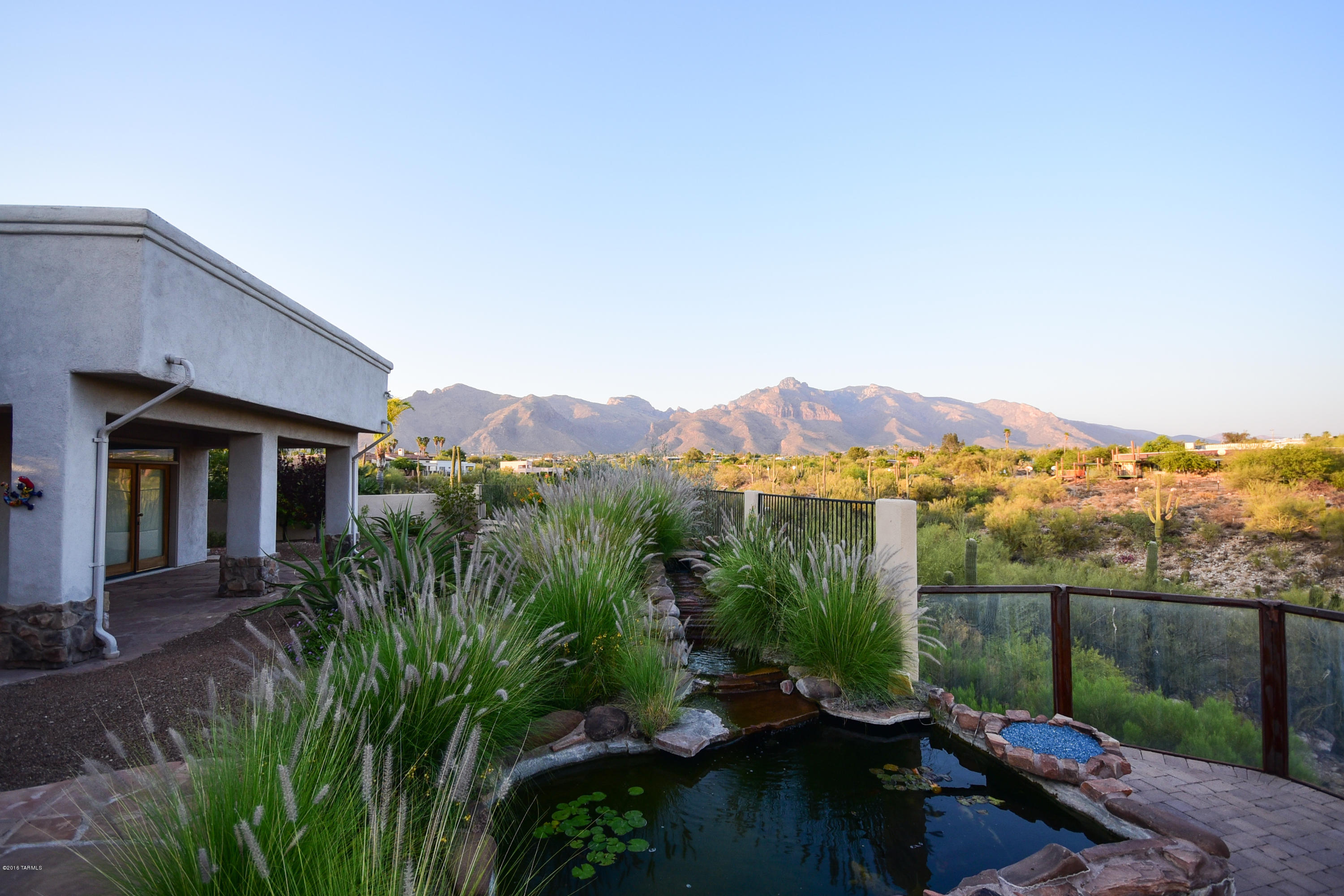 491 E Deers Rest Place