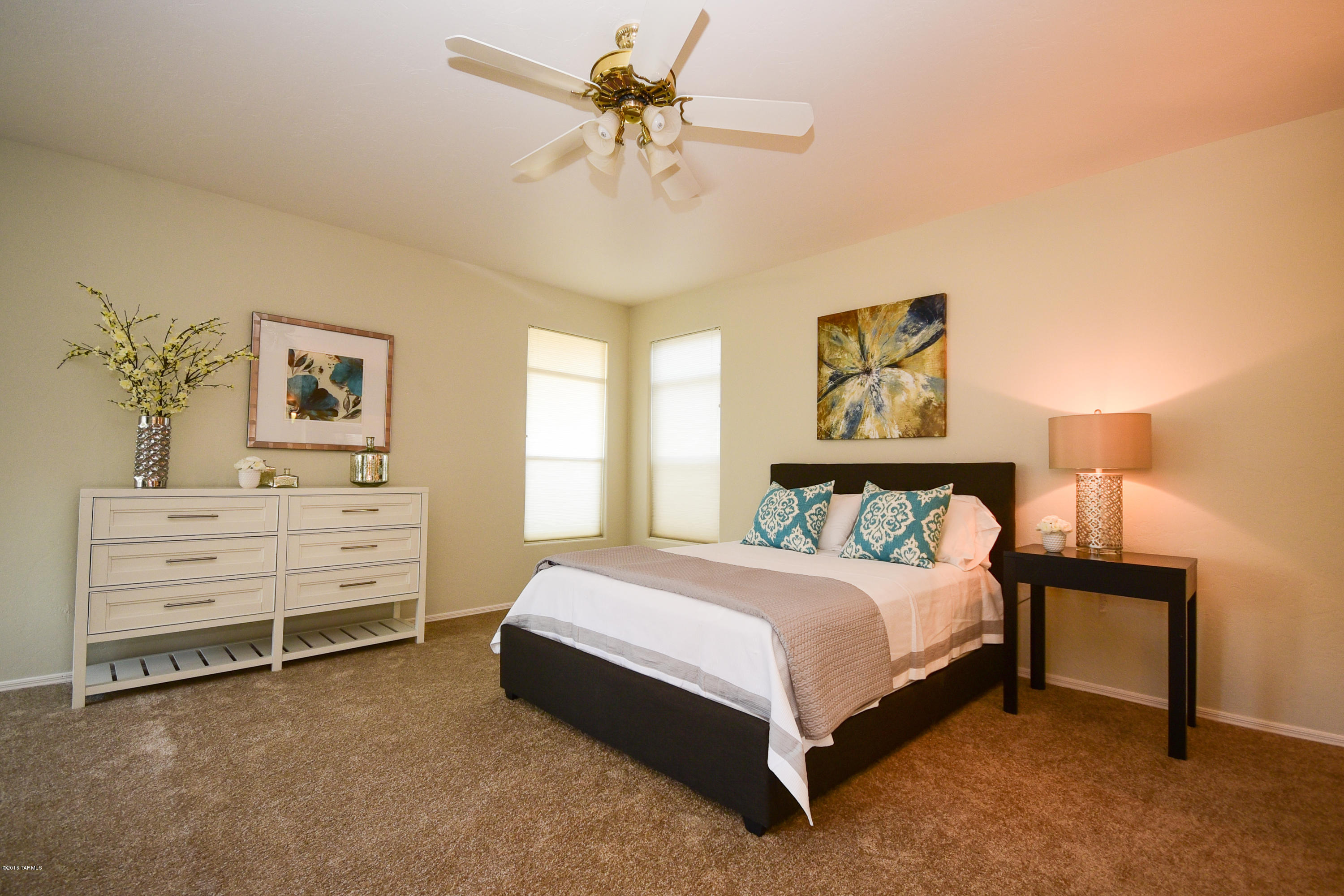 491 E Deers Rest Place