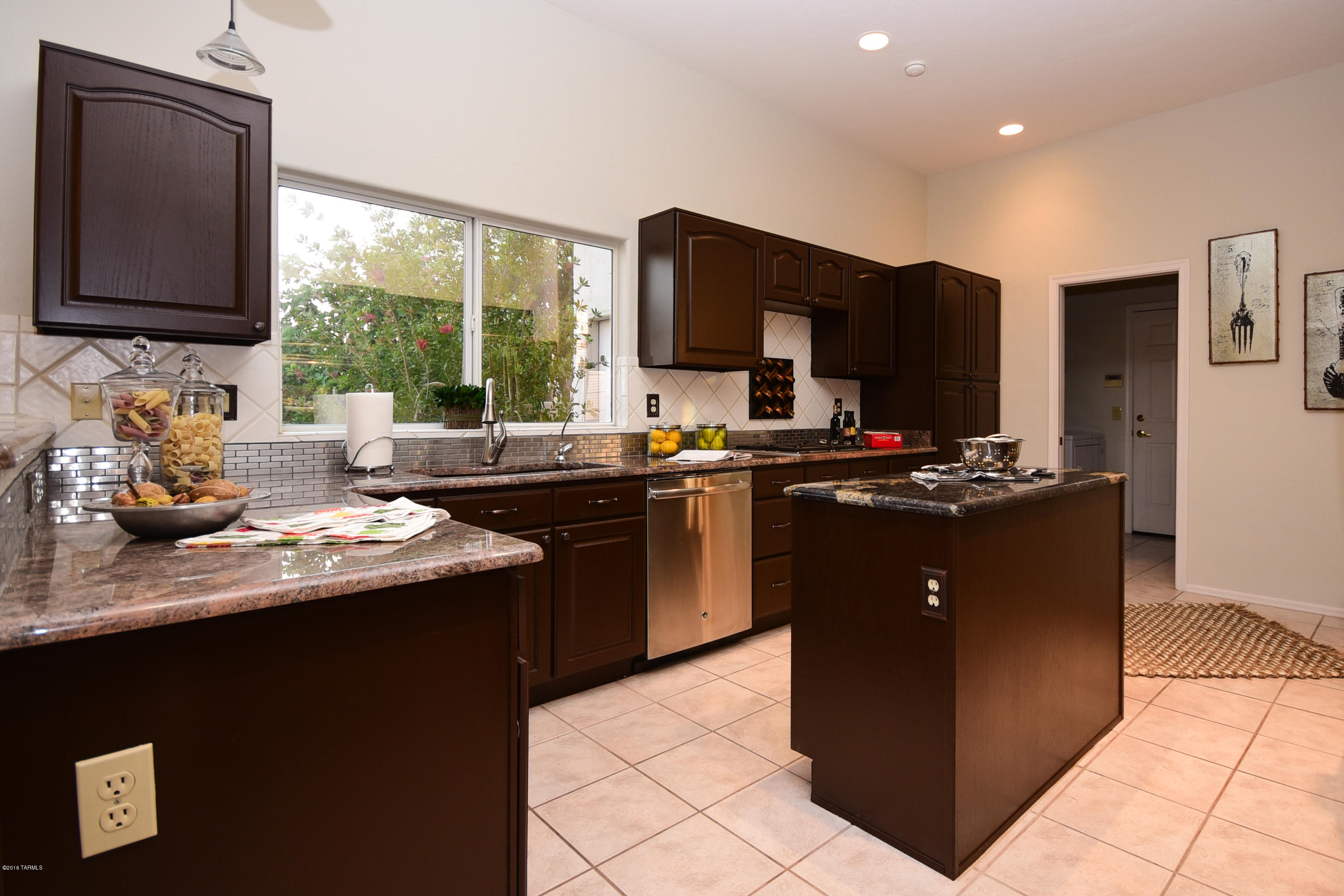 491 E Deers Rest Place