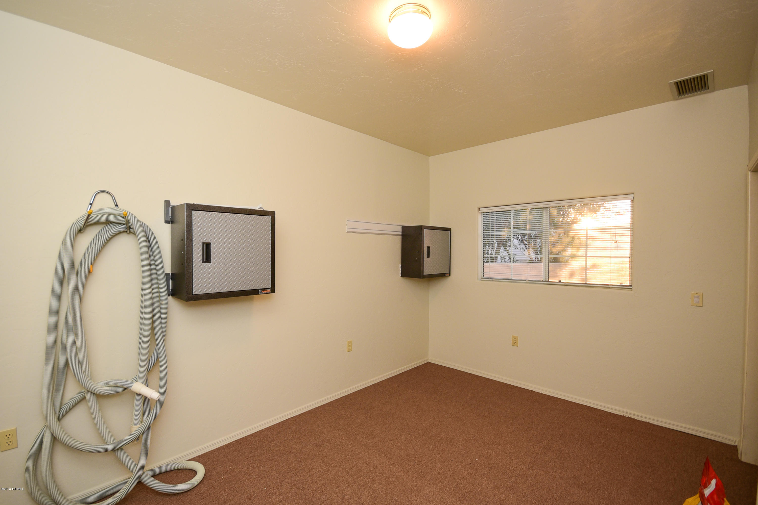 491 E Deers Rest Place
