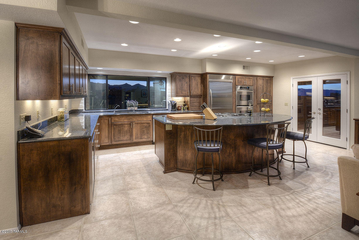 5751 N Via Lozana