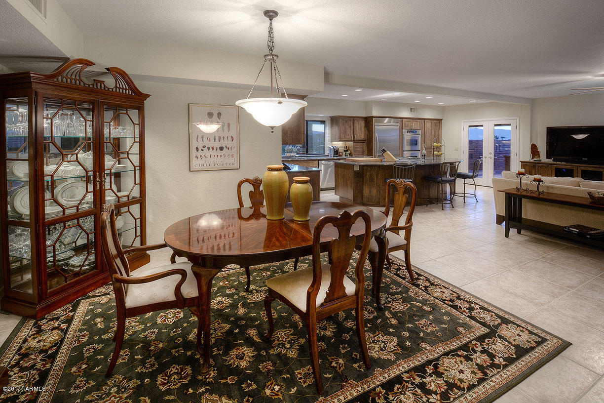 5751 N Via Lozana
