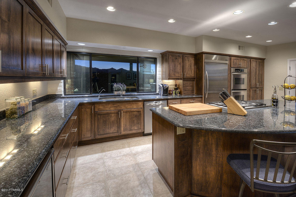 5751 N Via Lozana