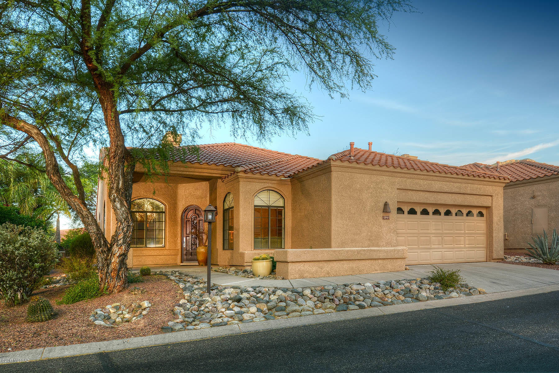 5995 N Coatimundi Drive