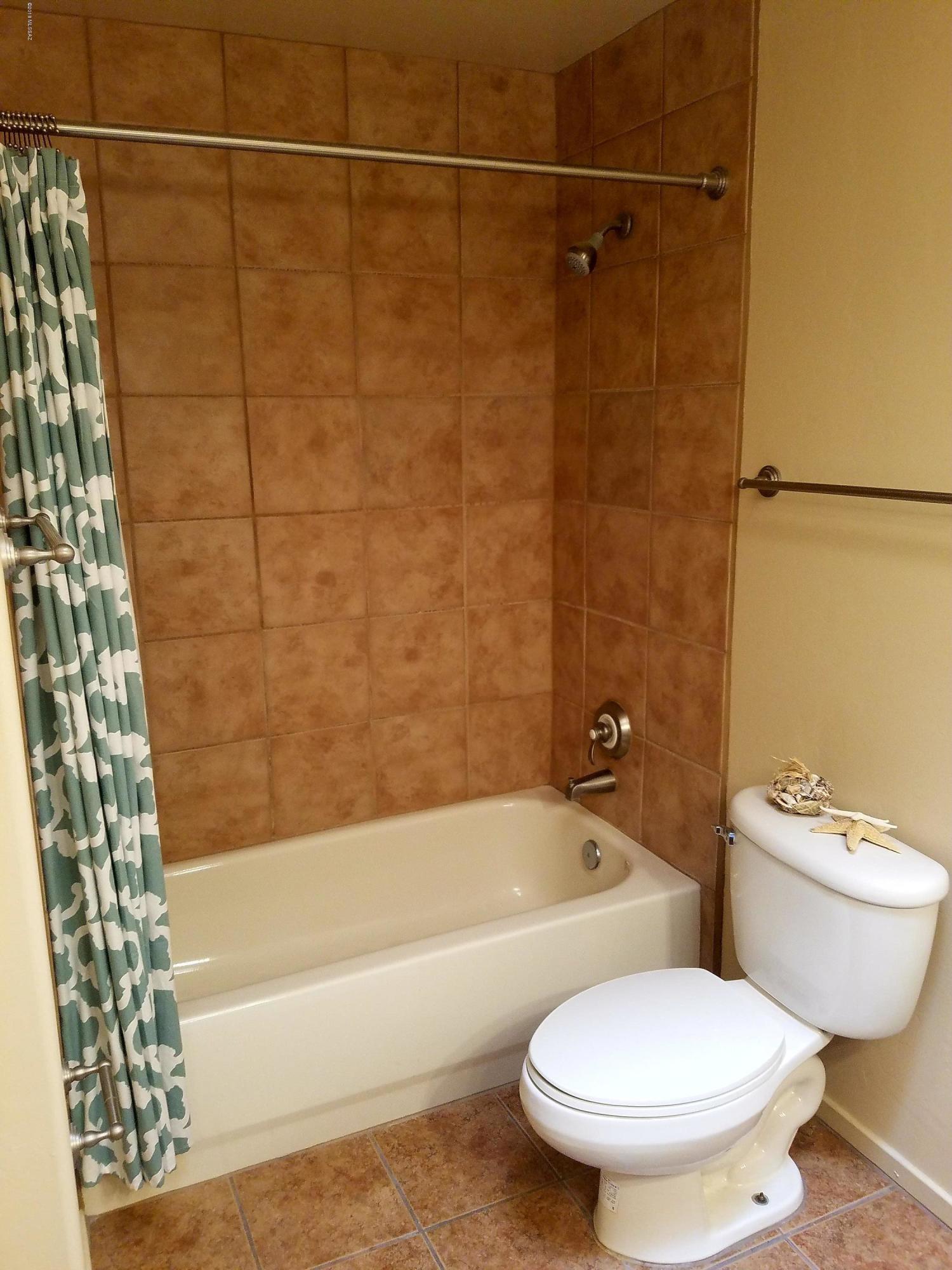 446 N Campbell Avenue Unit: 3202
