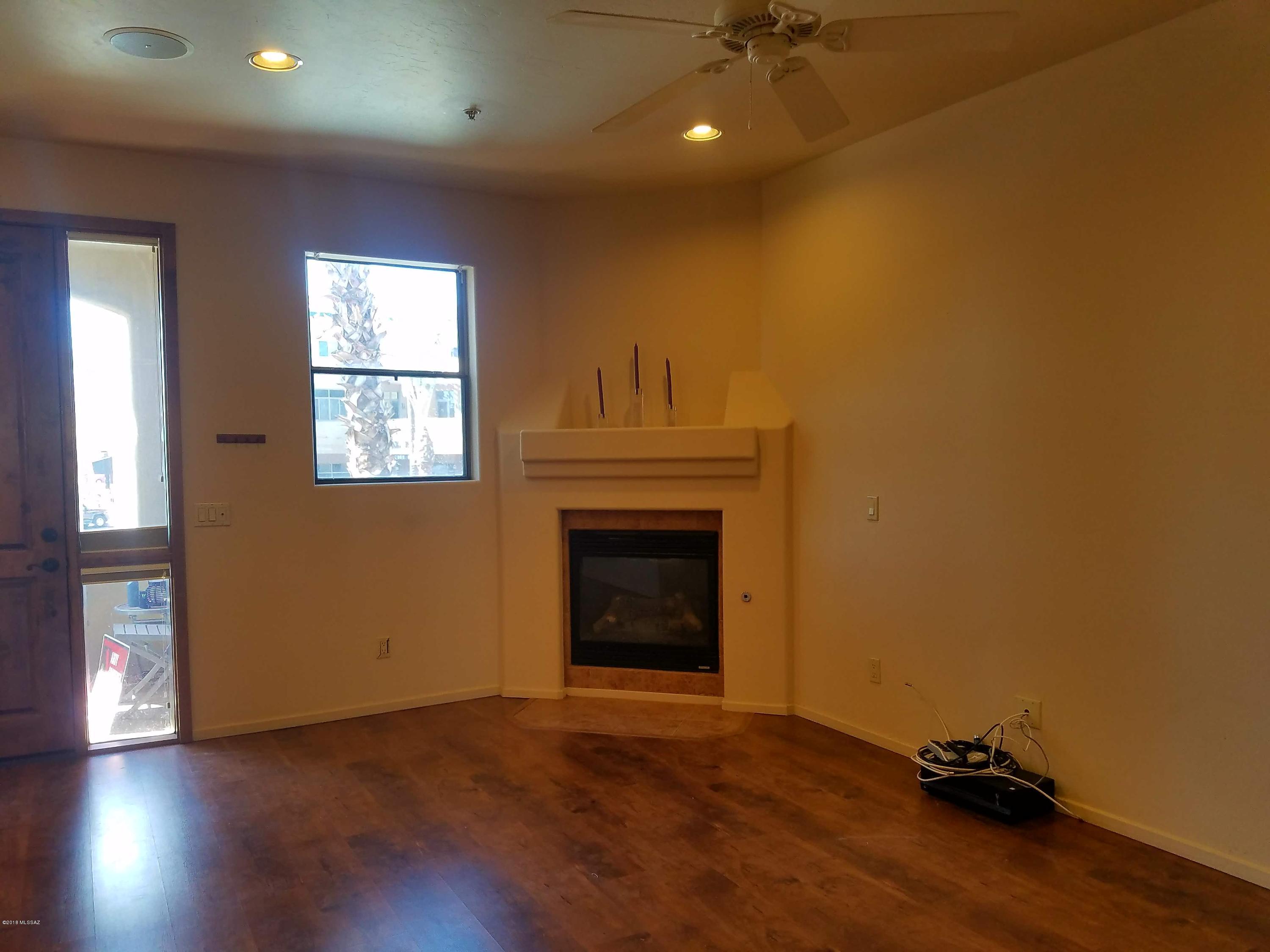446 N Campbell Avenue Unit: 3202