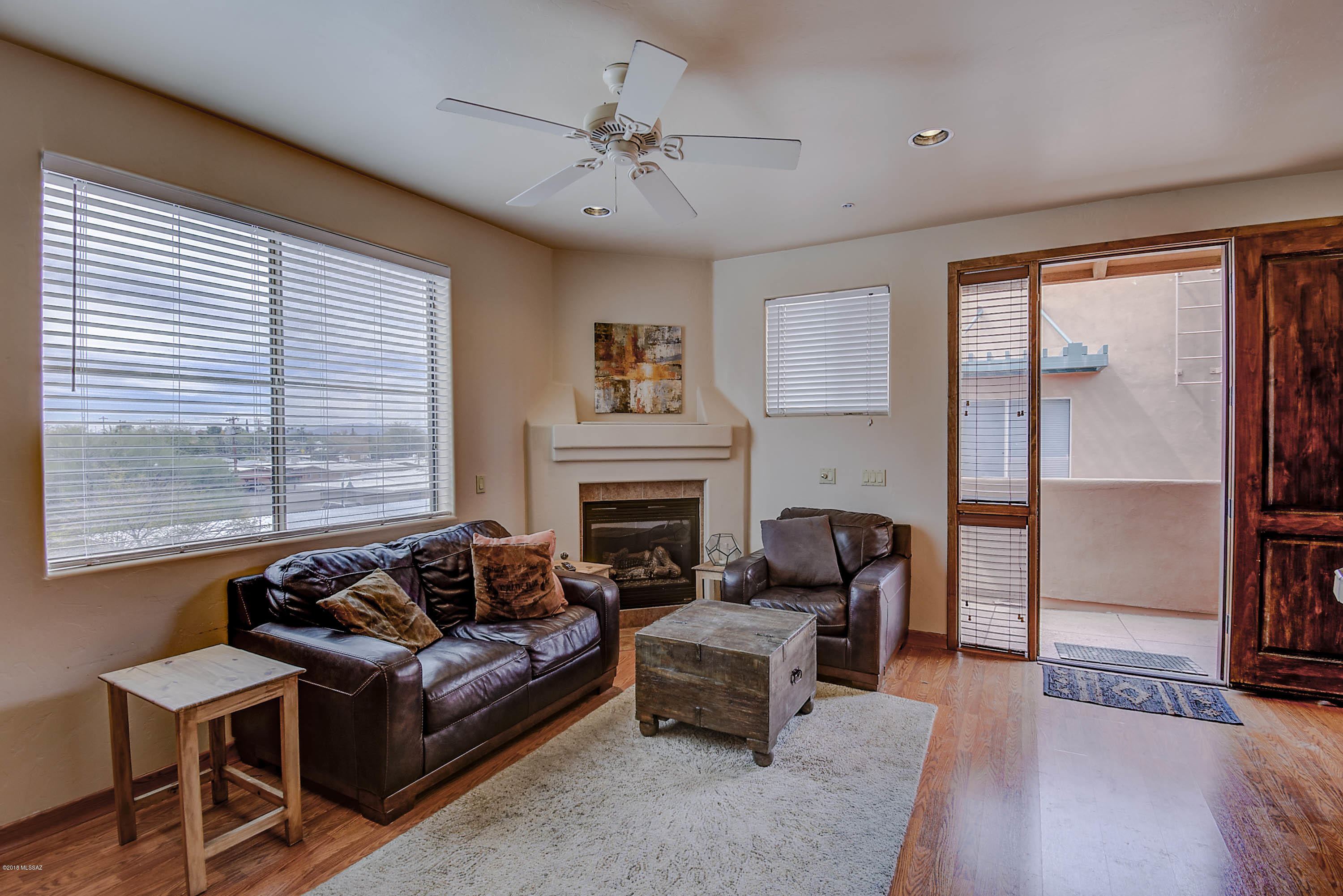 446 N Campbell Avenue Unit: 4204