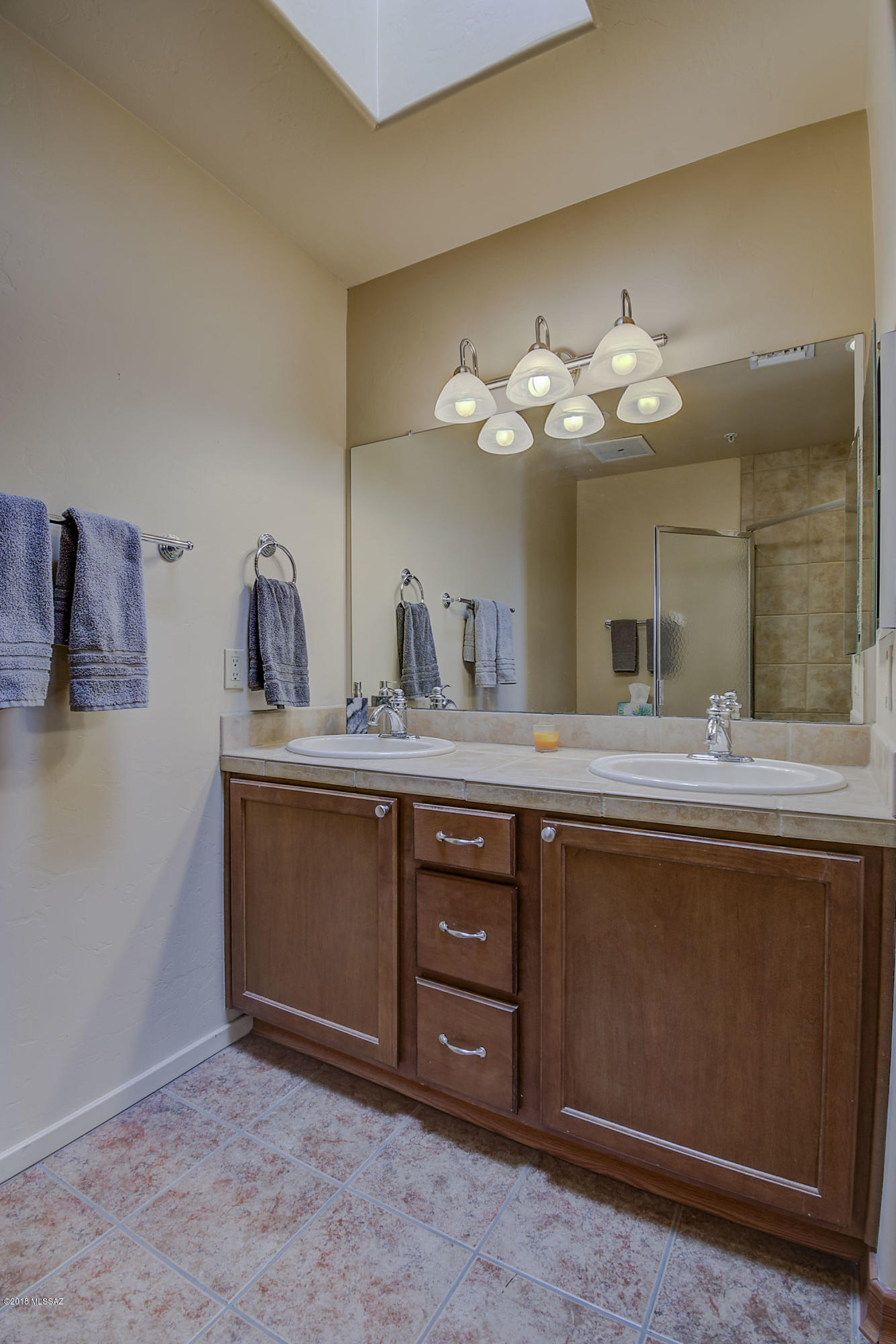 446 N Campbell Avenue Unit: 4204