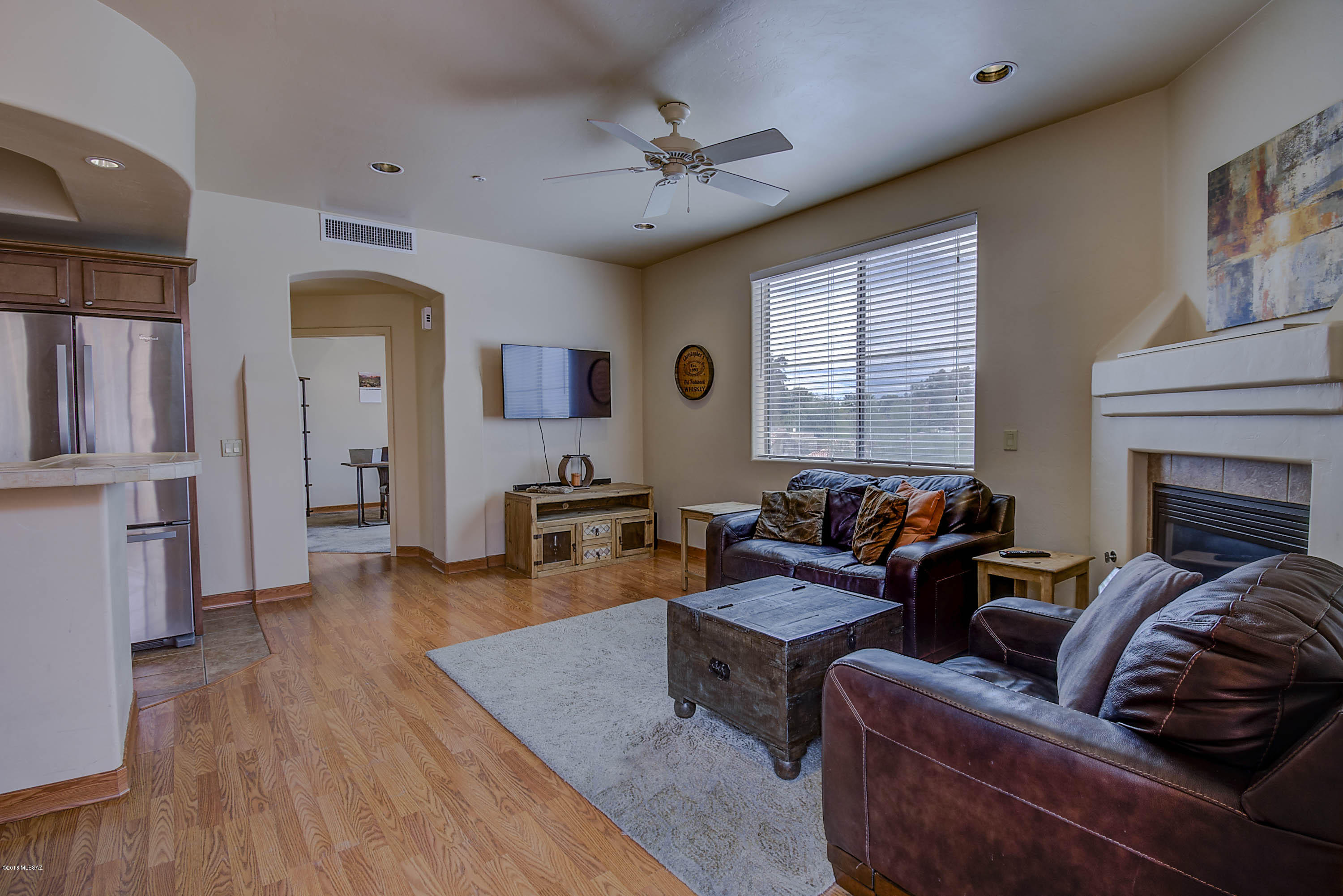 446 N Campbell Avenue Unit: 4204