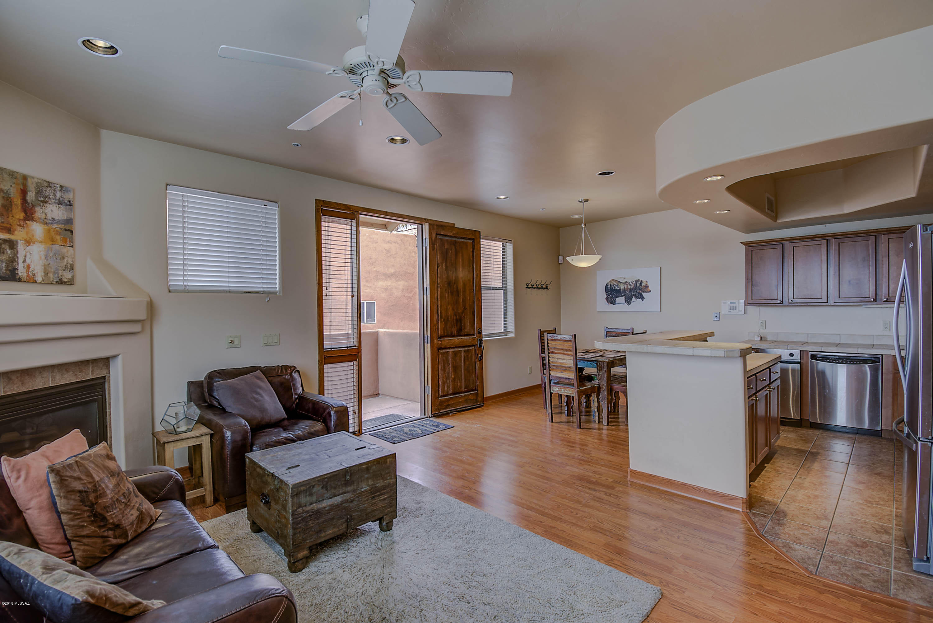 446 N Campbell Avenue Unit: 4204