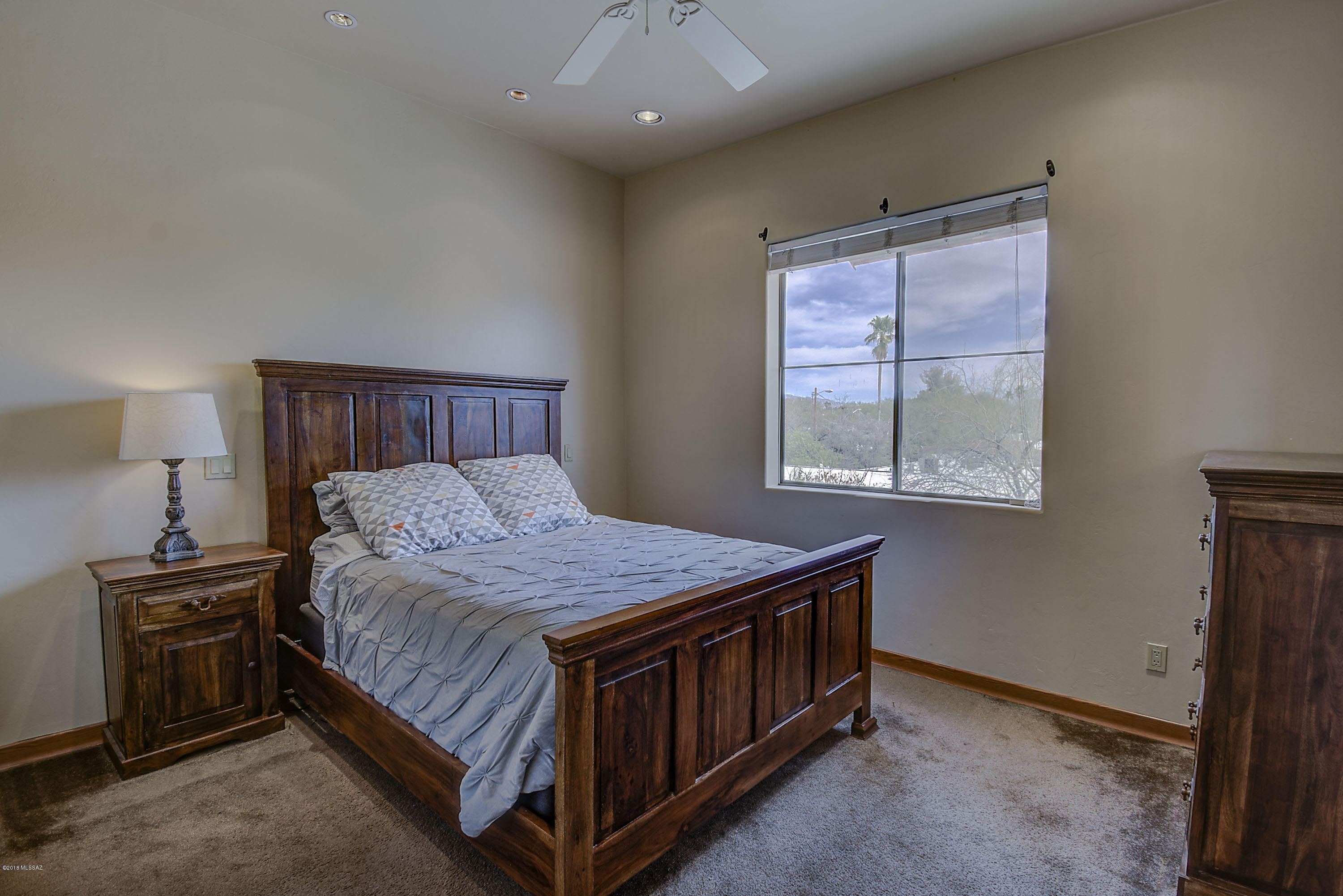 446 N Campbell Avenue Unit: 4204