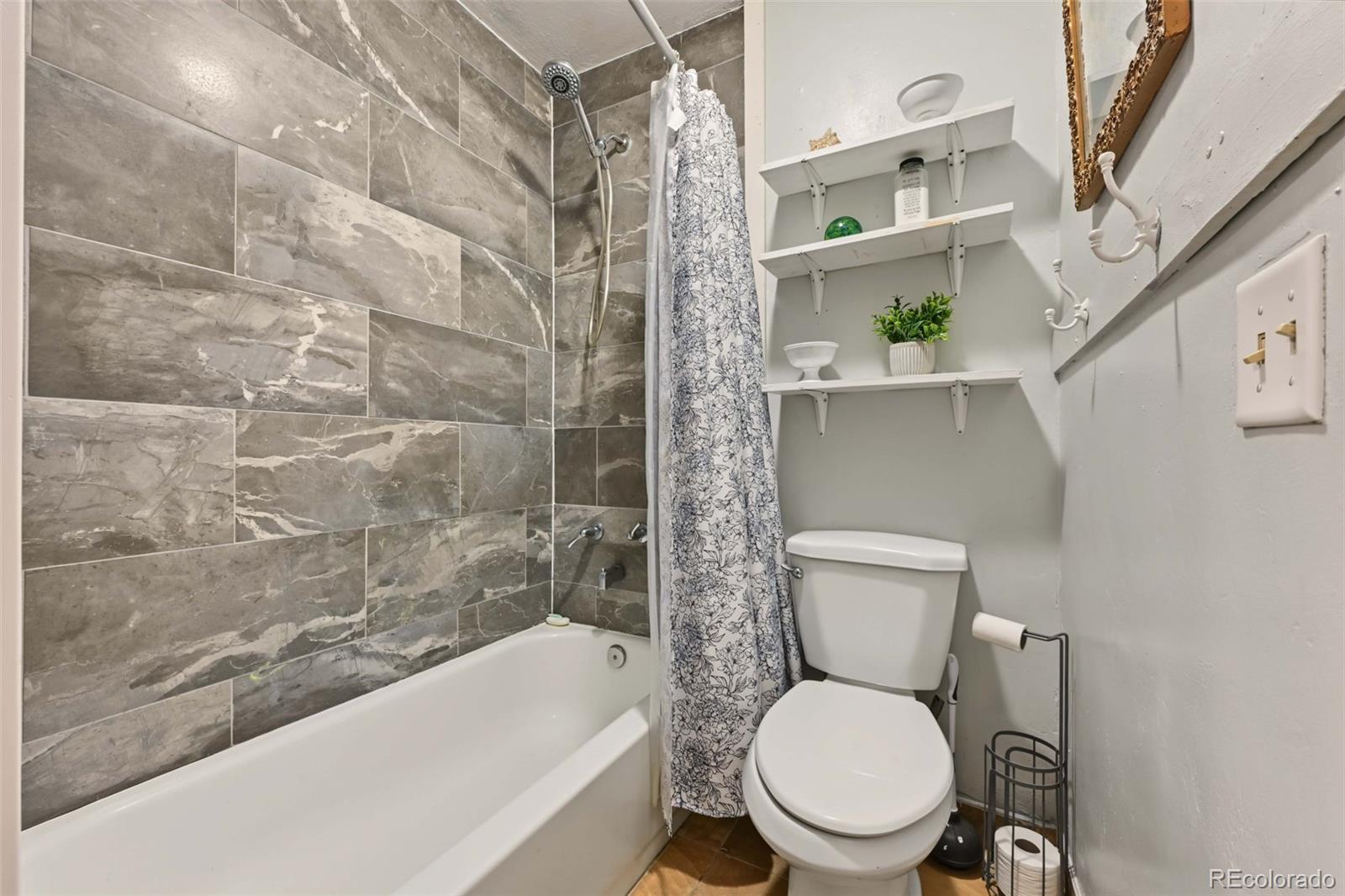 1817 Silver Eagle Court