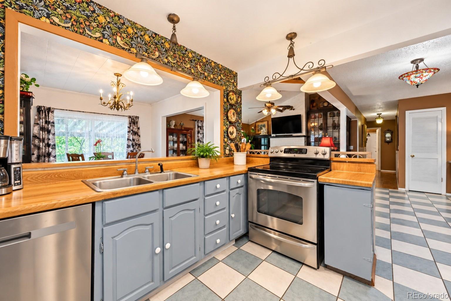 1817 Silver Eagle Court