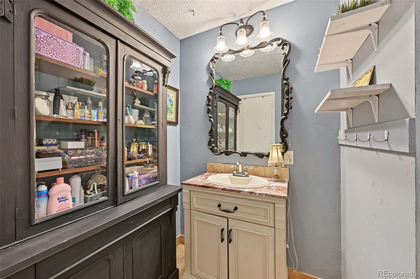 1817 Silver Eagle Court