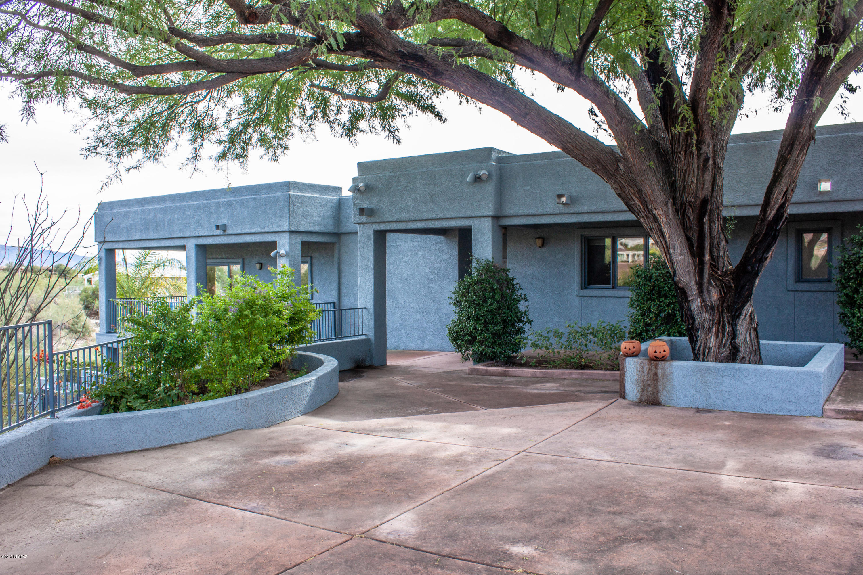 5036 N Calle Bosque