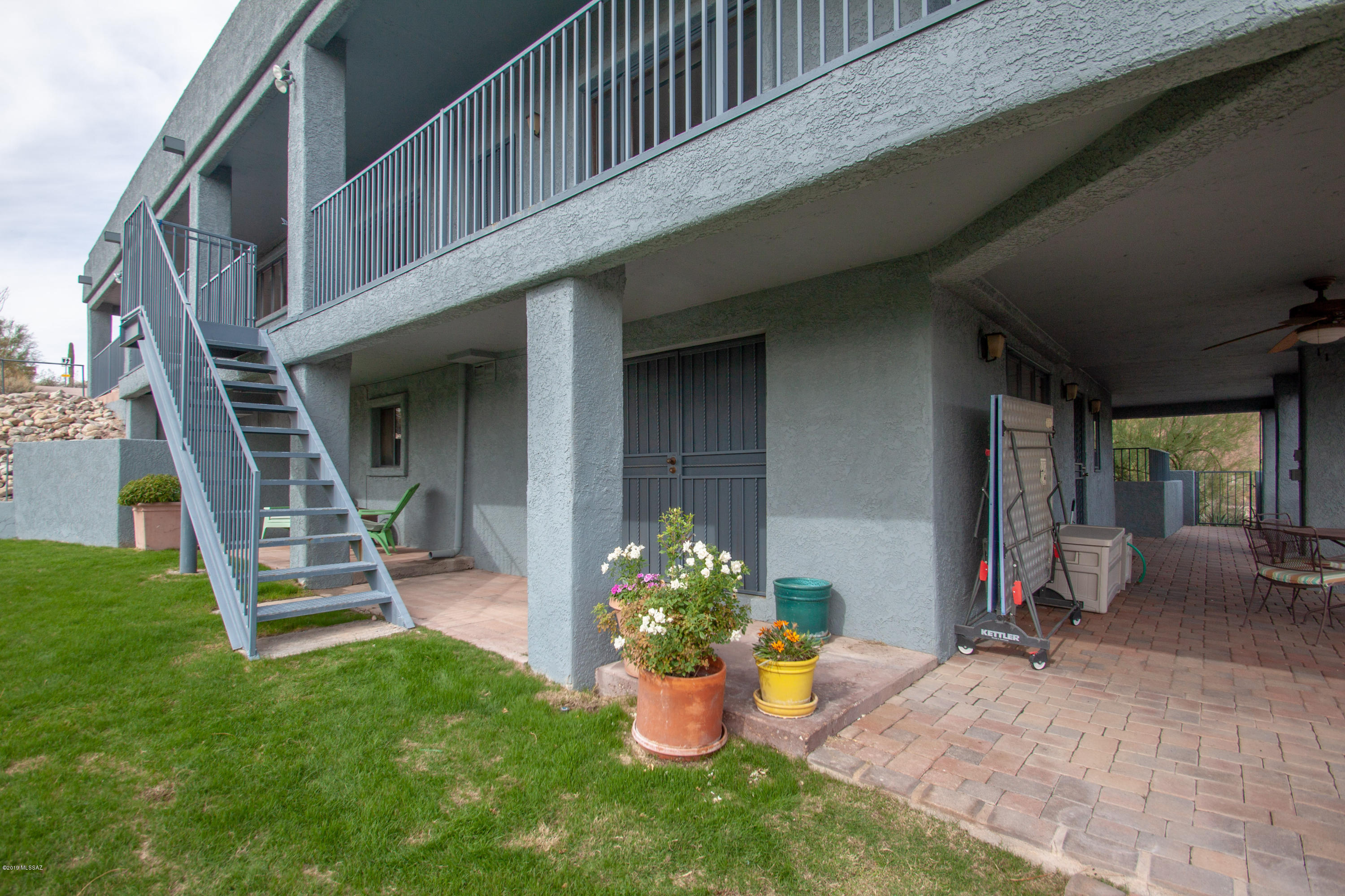 5036 N Calle Bosque