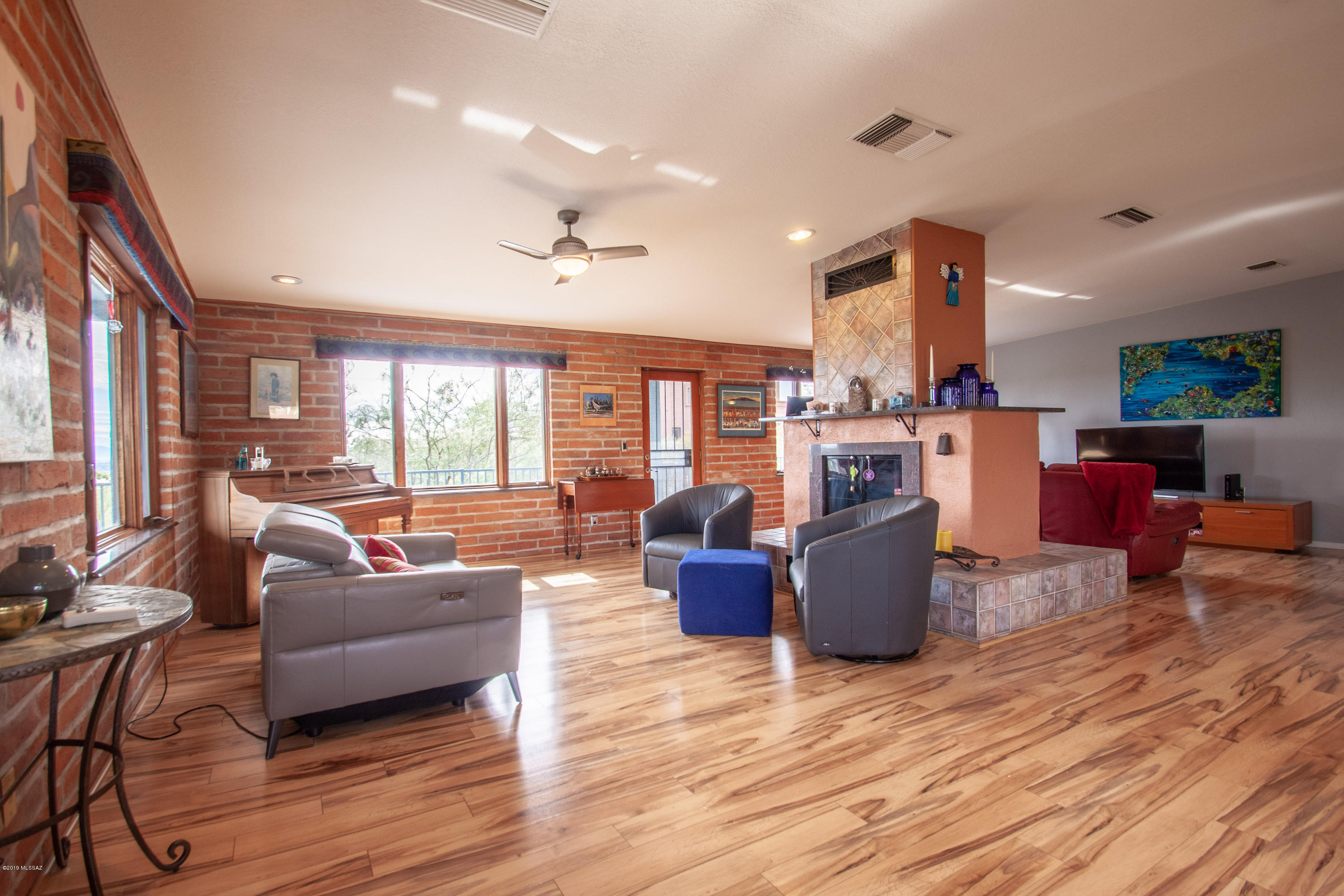 5036 N Calle Bosque