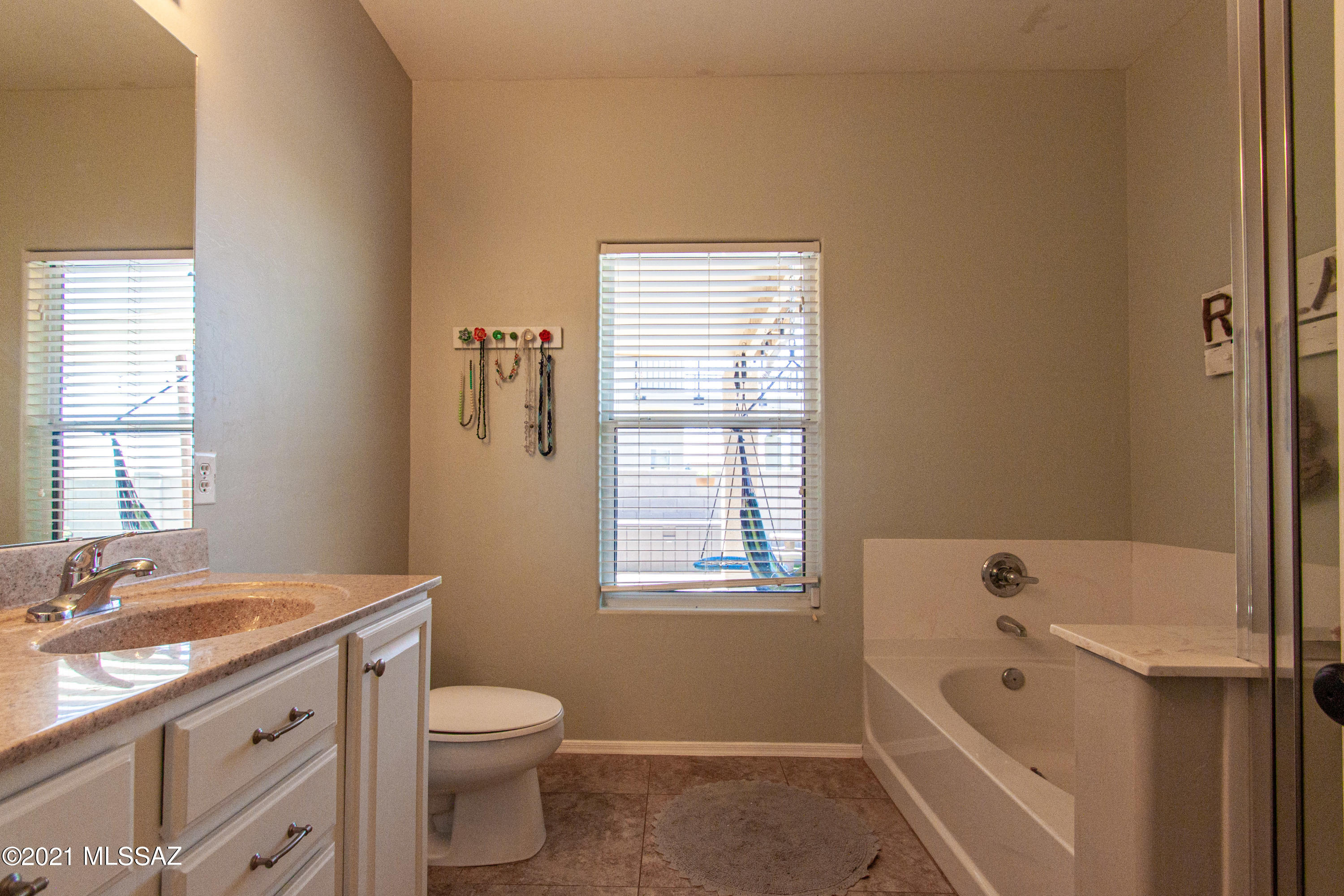 5488 W Red Racer Drive