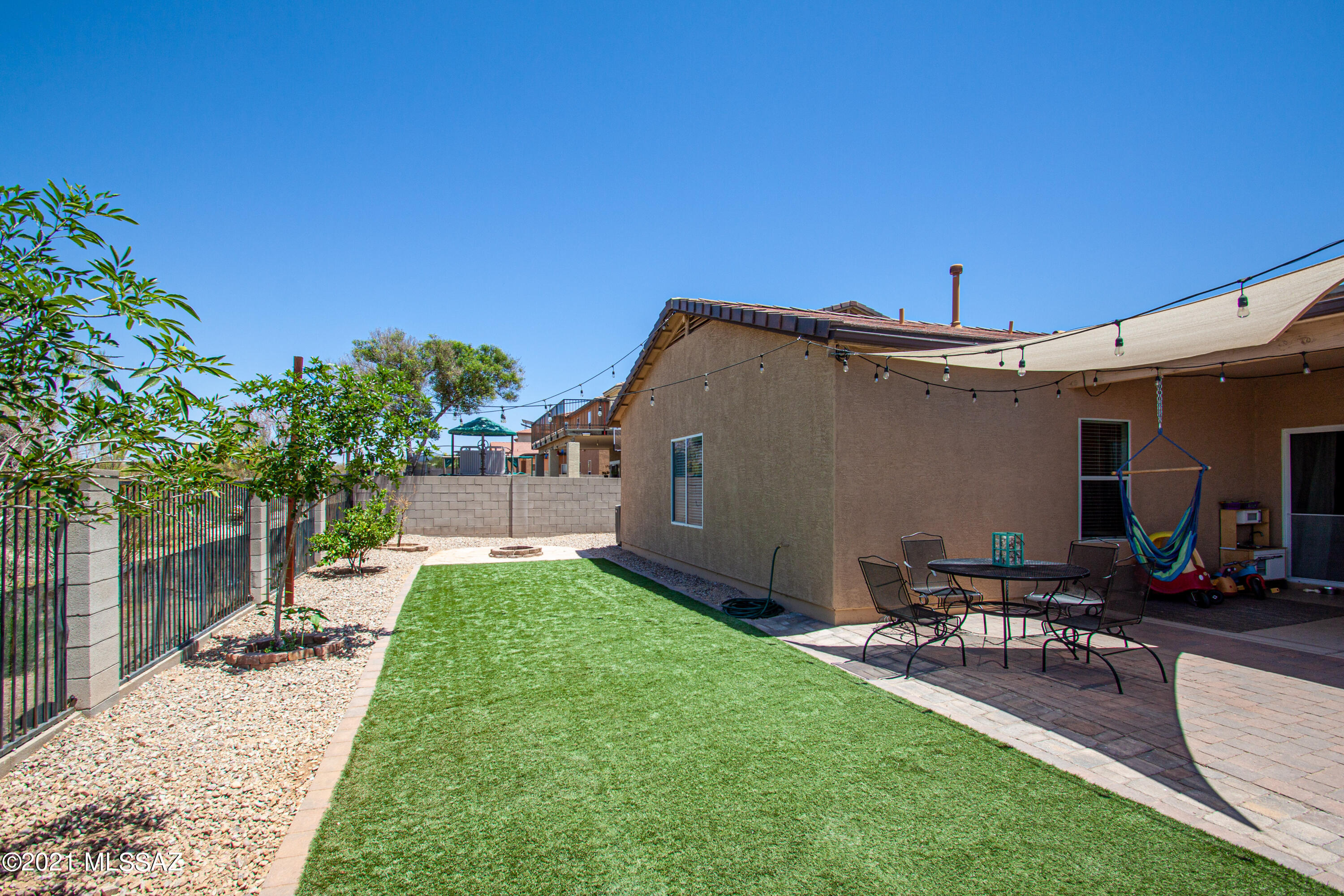 5488 W Red Racer Drive