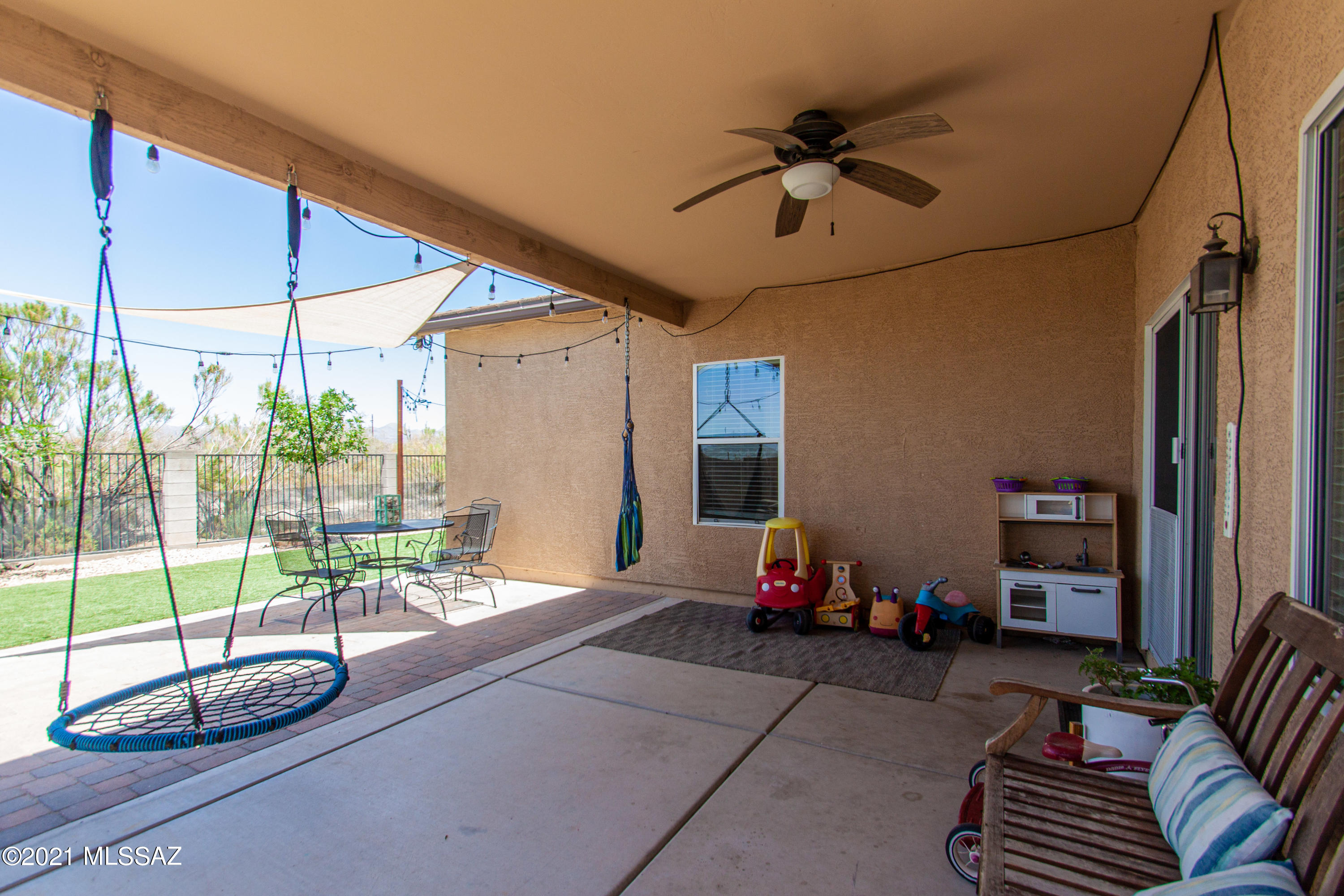 5488 W Red Racer Drive