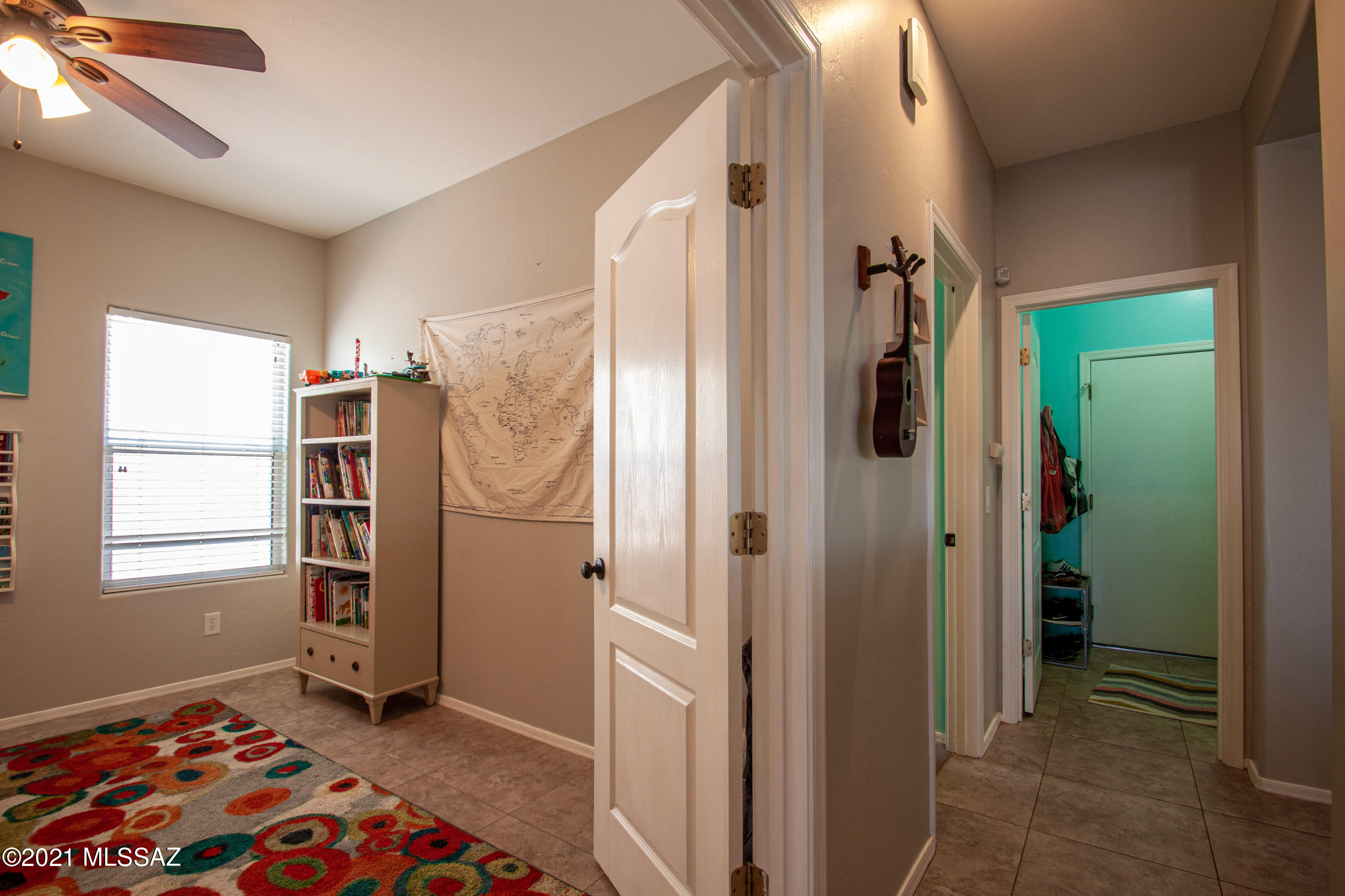 5488 W Red Racer Drive