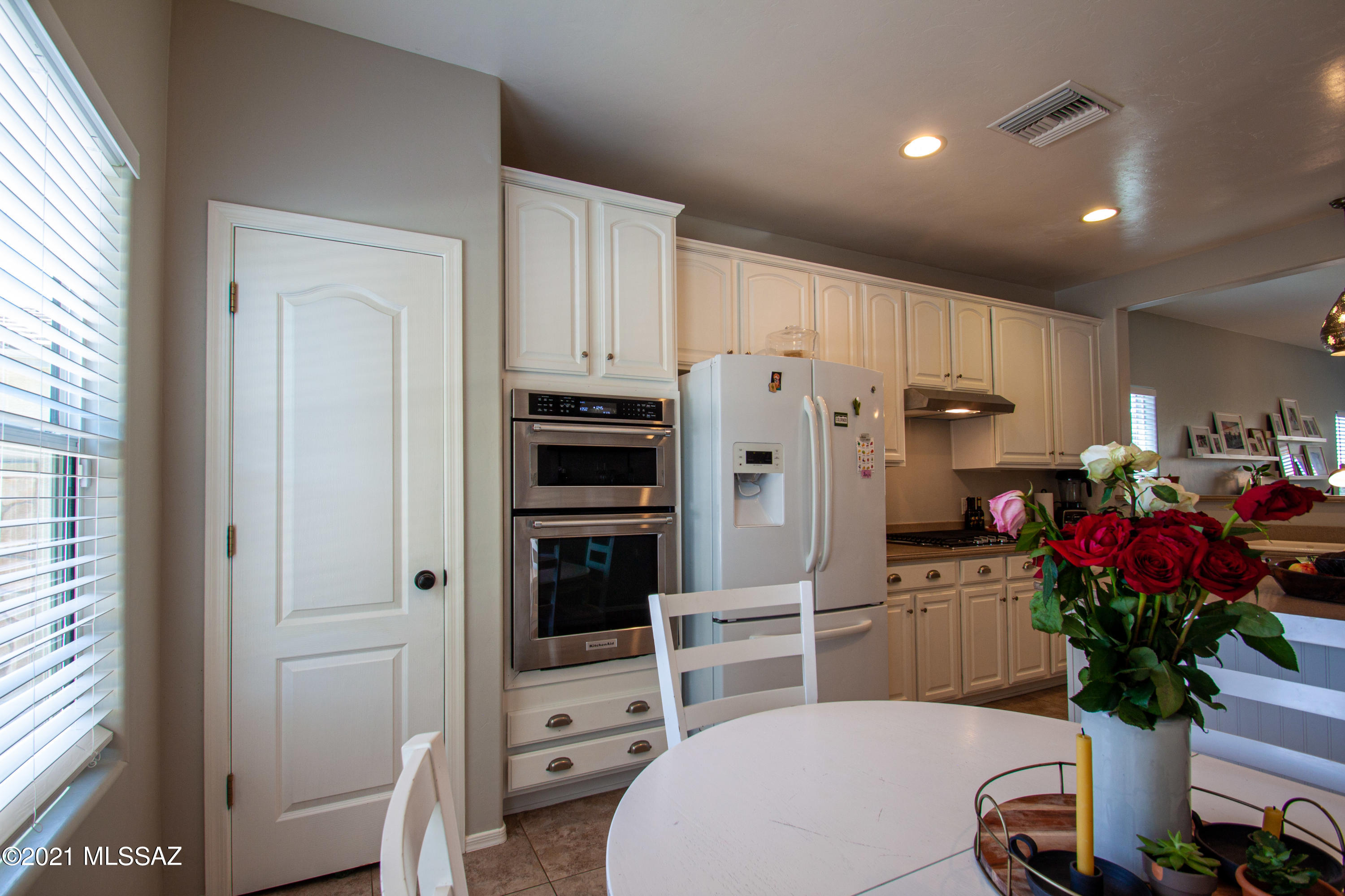 5488 W Red Racer Drive