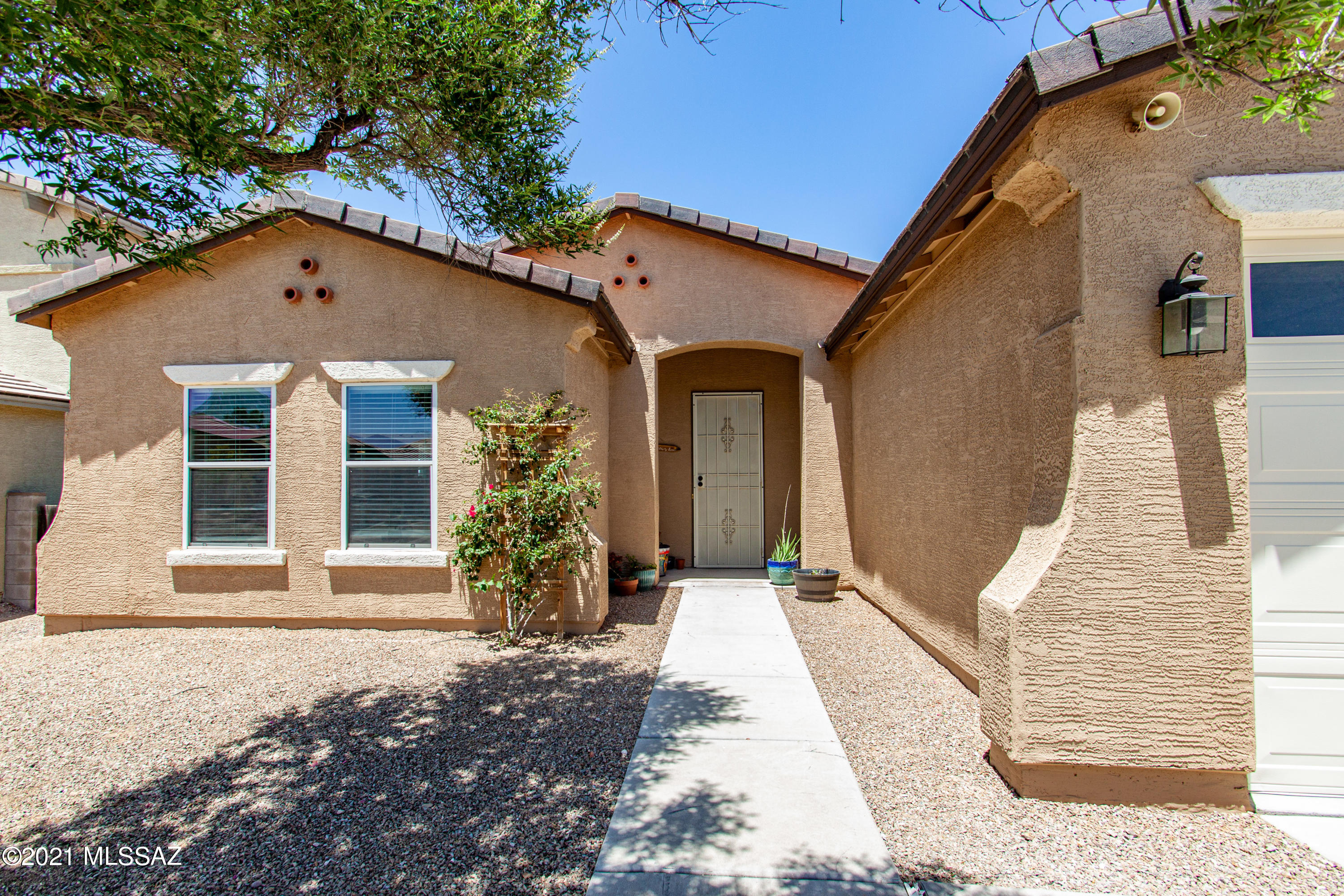 5488 W Red Racer Drive