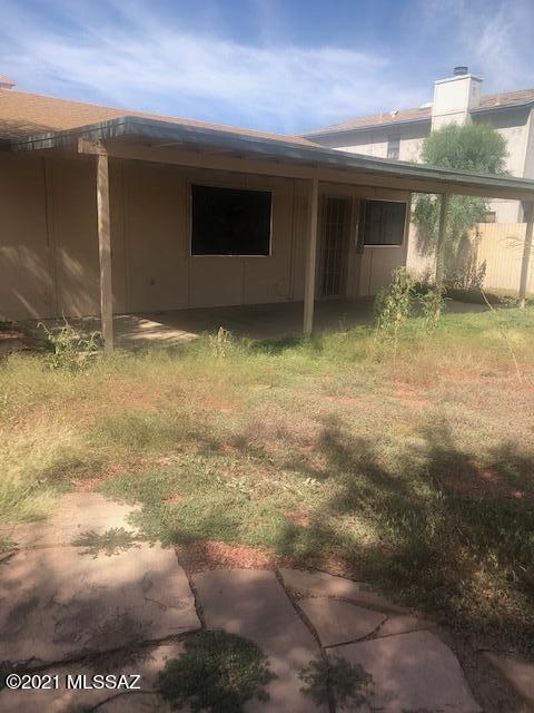 5960 N Belbrook Drive