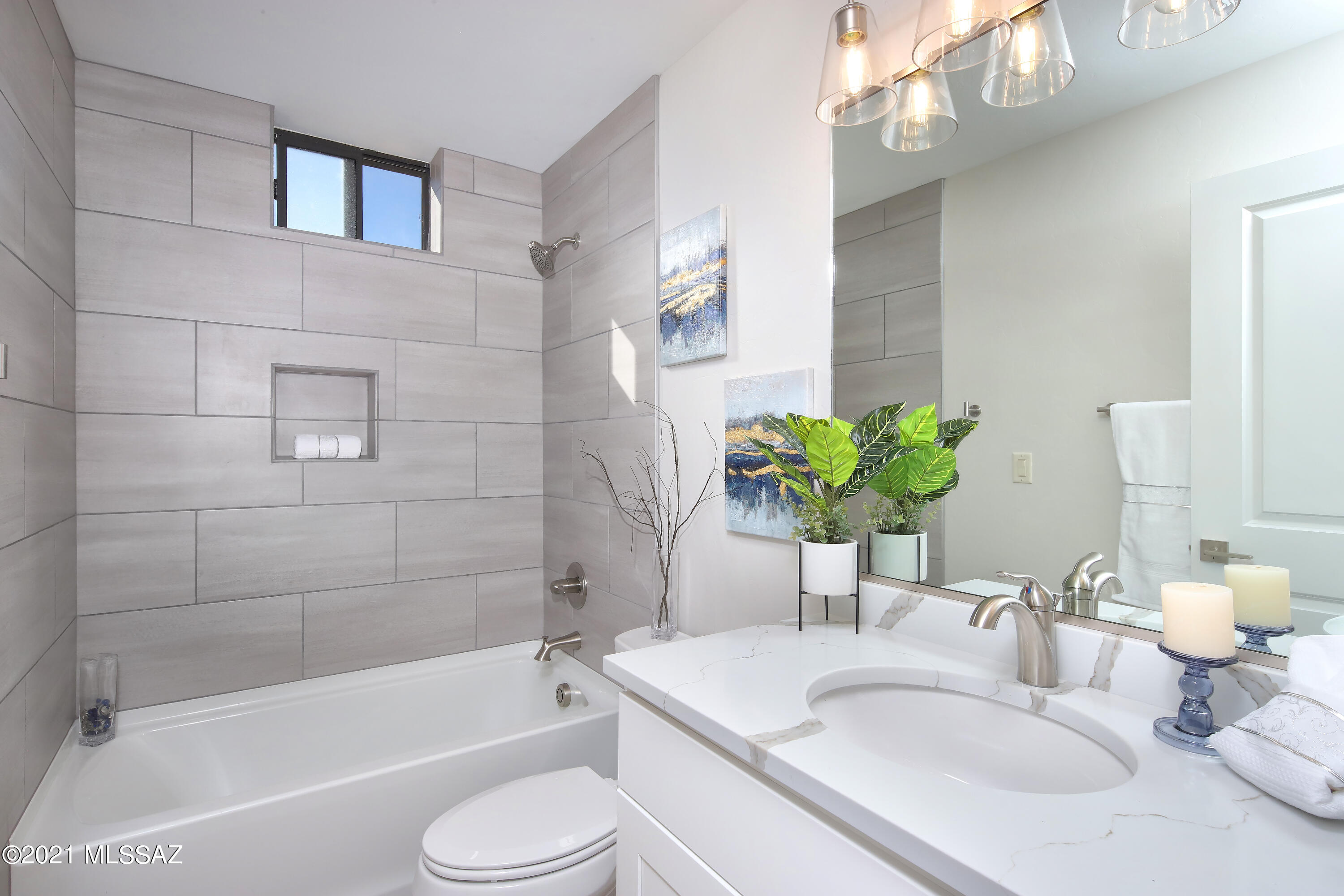 2036 E River Road Unit: 105